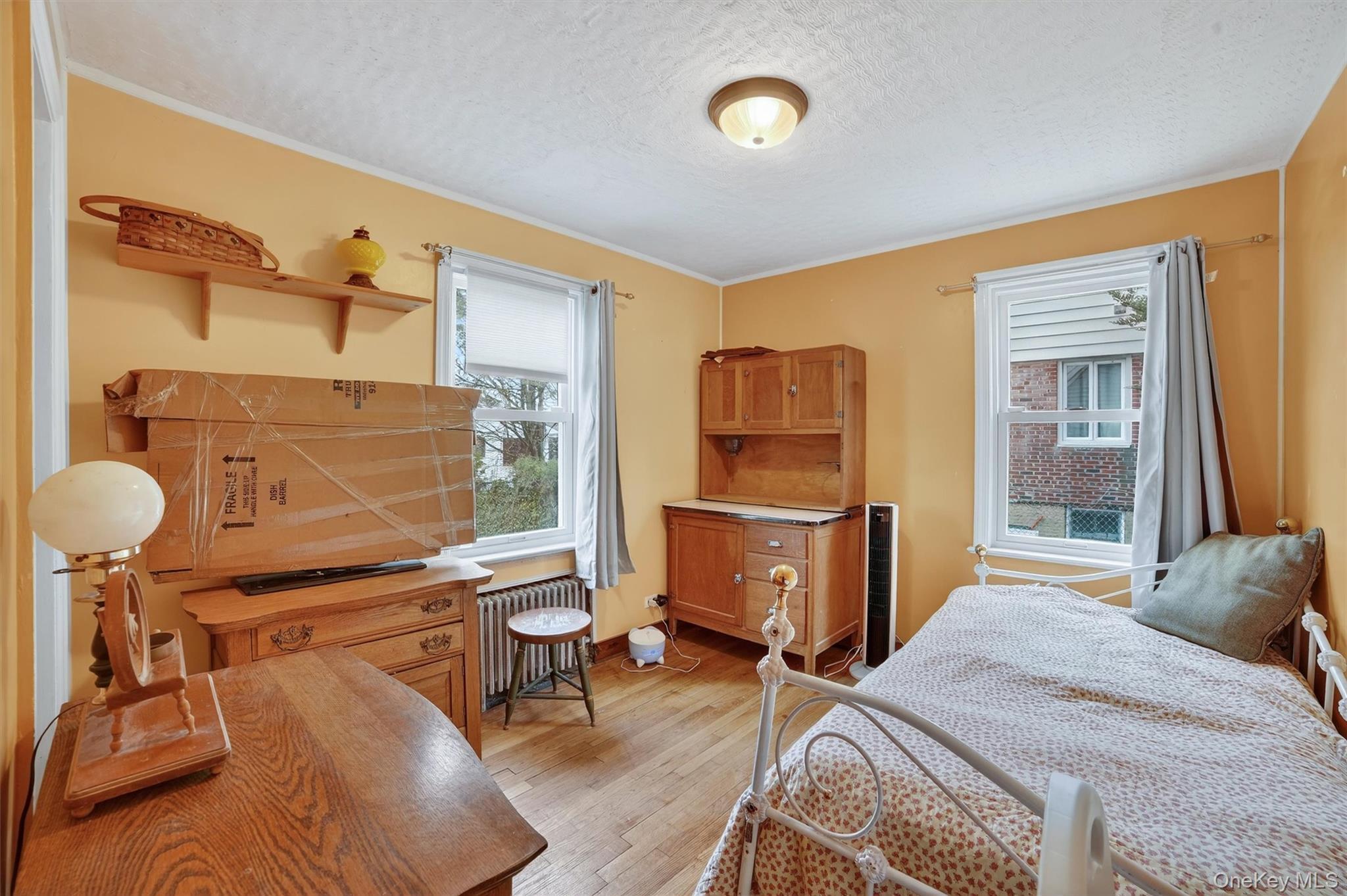 Single Family Hunter  Westchester County, NY 10704, MLS-980116-8