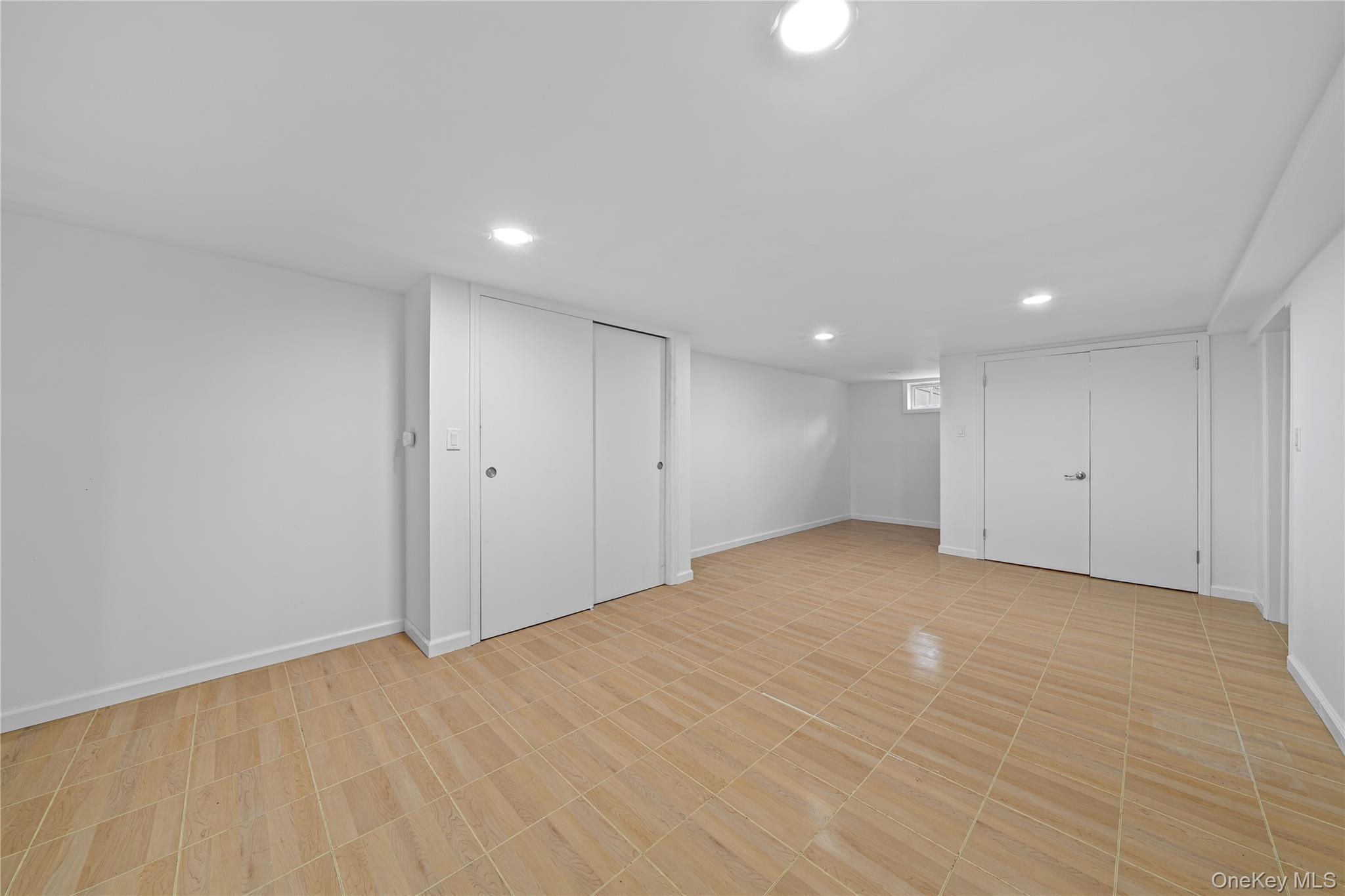 Single Family Meadow  Suffolk County, NY 11787, MLS-980129-31