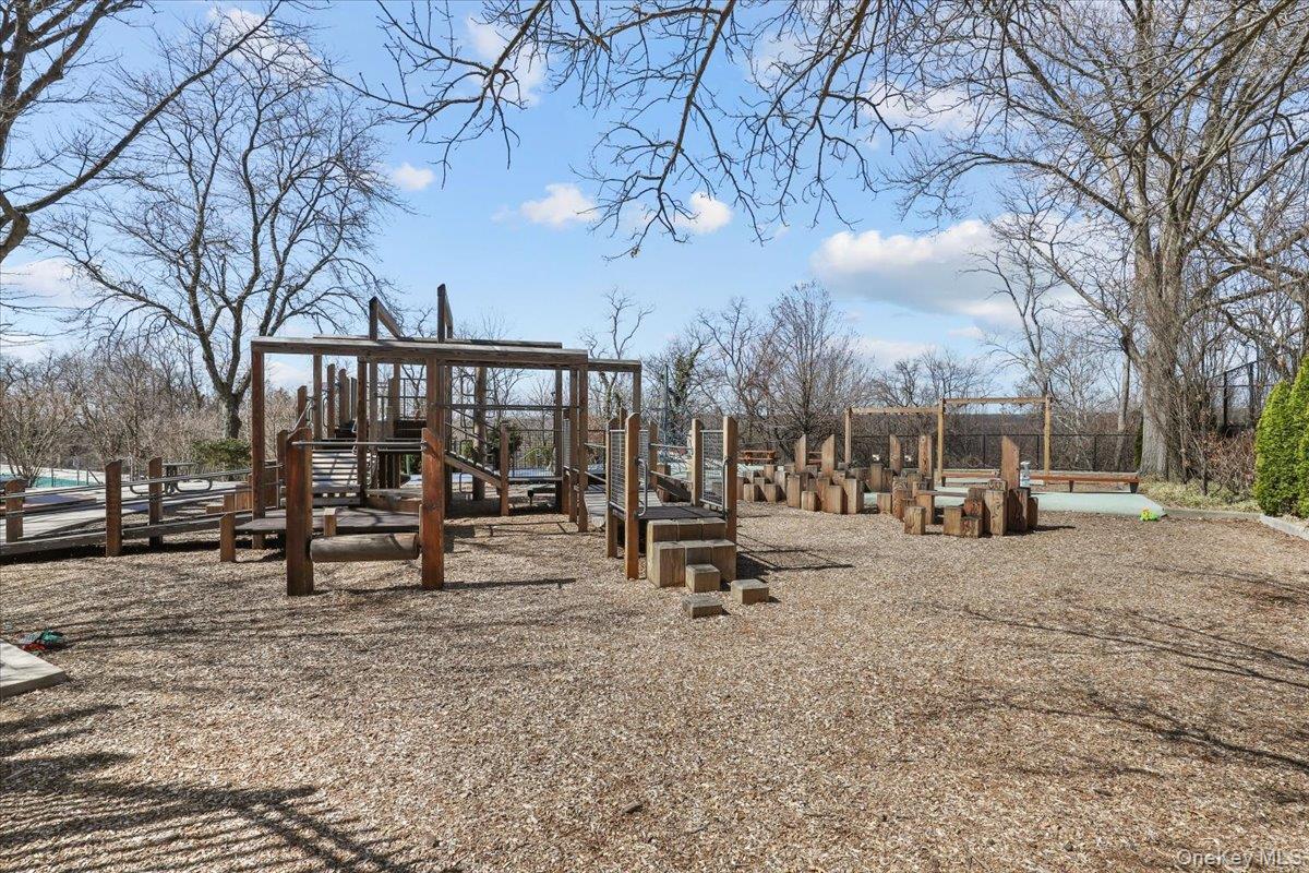 Coop Arlington  Bronx, NY 10471, MLS-980130-15