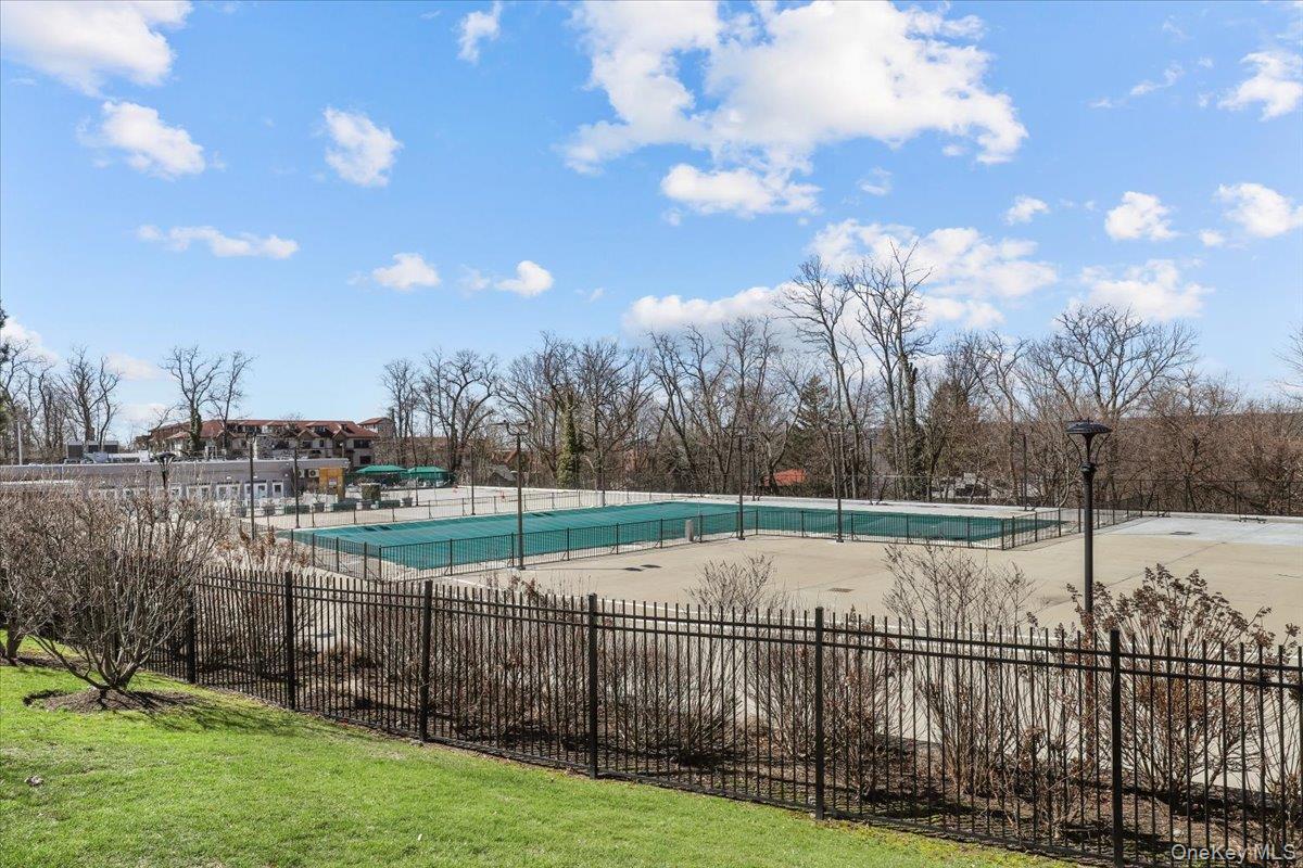 Coop Arlington  Bronx, NY 10471, MLS-980130-16