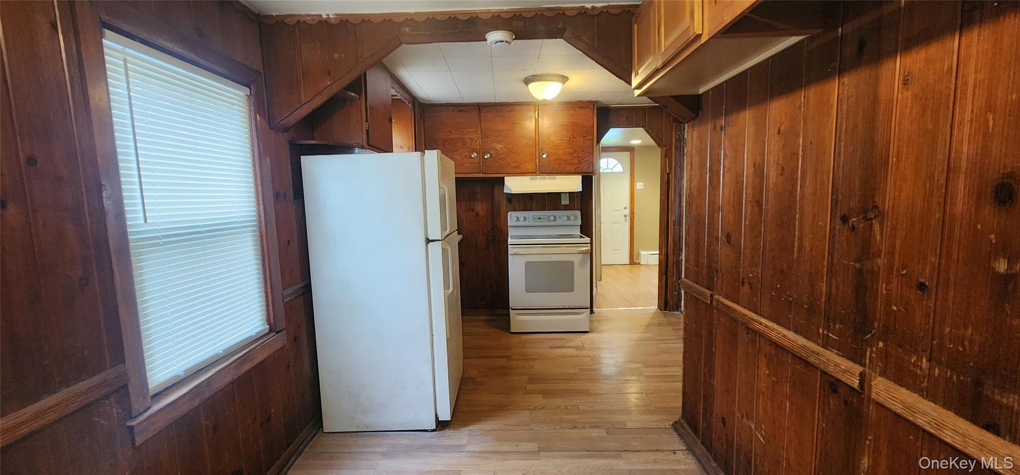Single Family Hackensack Suffolk County, NY 11951, MLS-980135-10