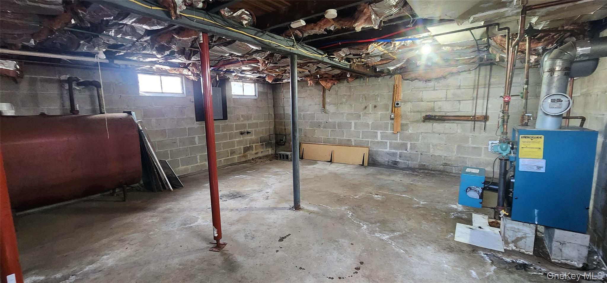 Single Family Hackensack Suffolk County, NY 11951, MLS-980135-18