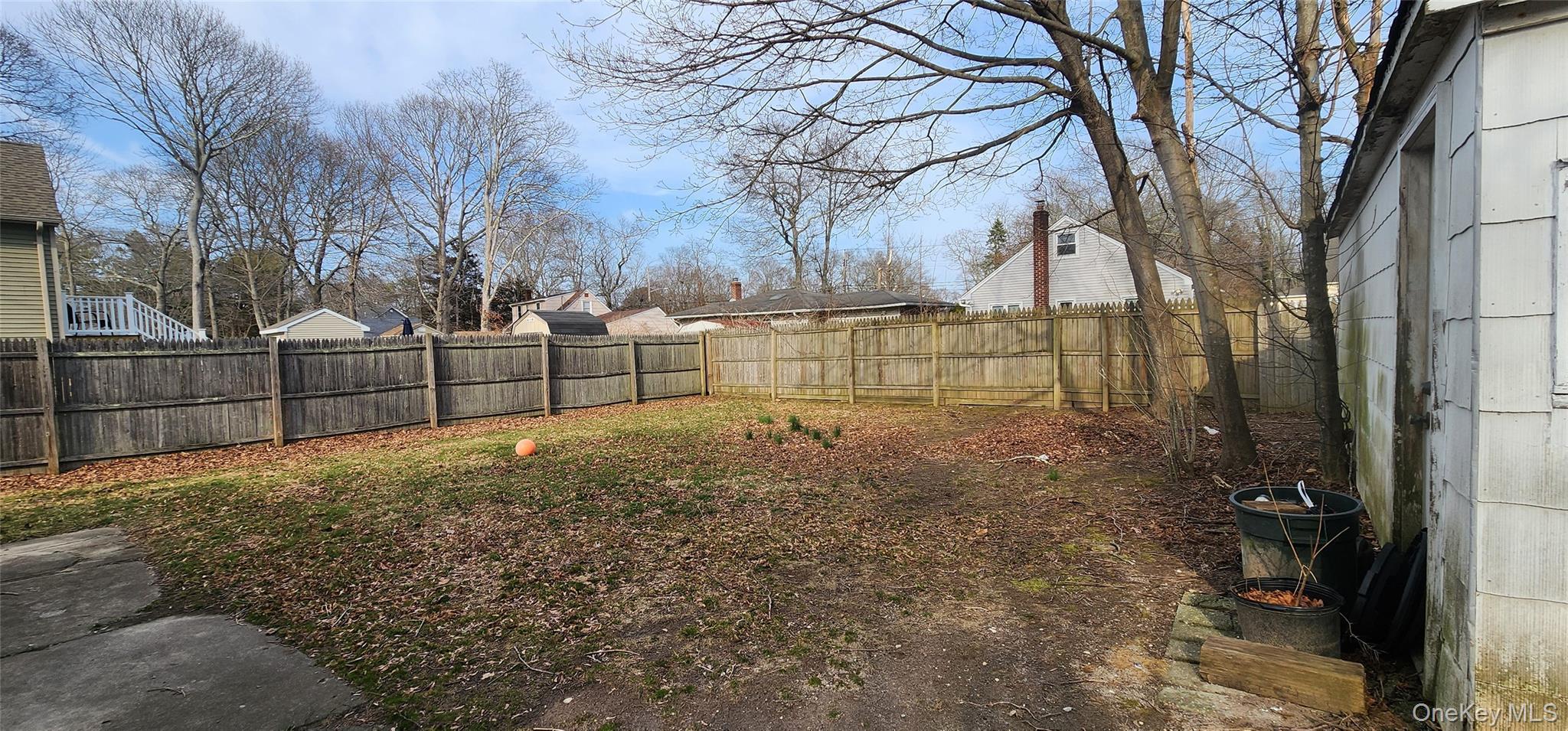 Single Family Hackensack Suffolk County, NY 11951, MLS-980135-4