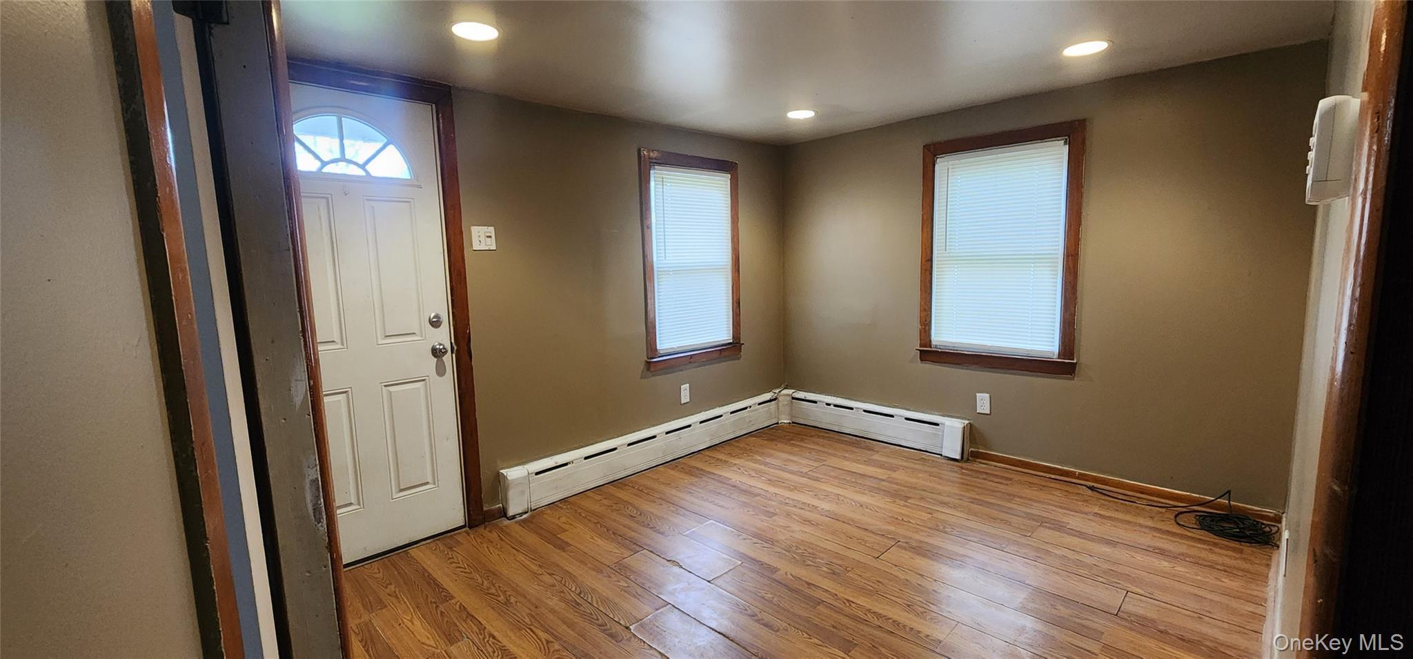 Single Family Hackensack Suffolk County, NY 11951, MLS-980135-7