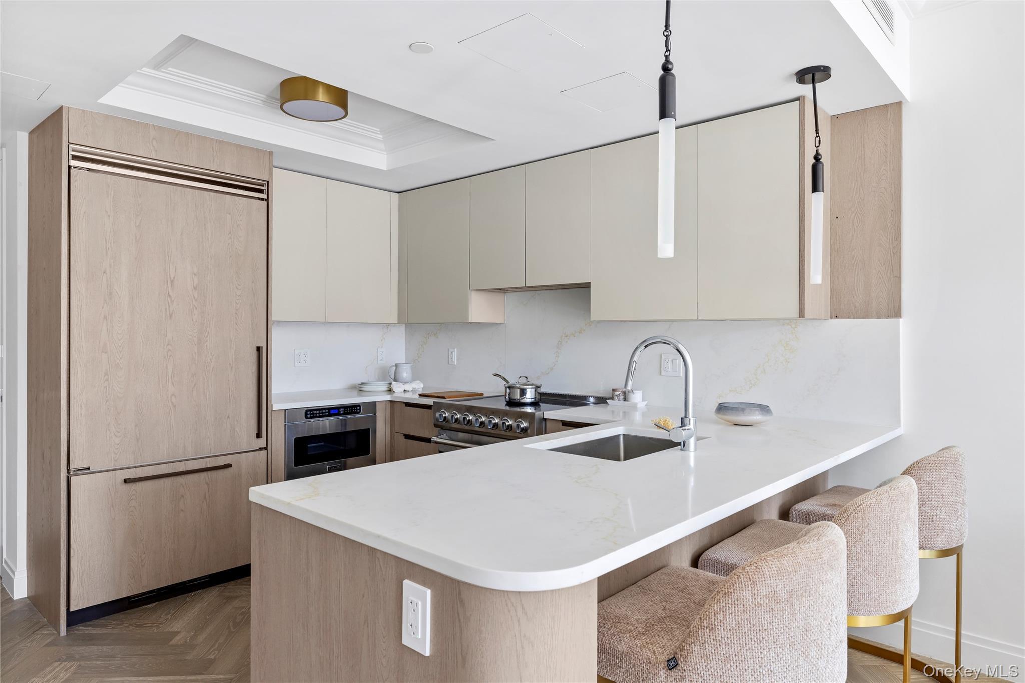 Condo Austin  Queens, NY 11375, MLS-980149-5