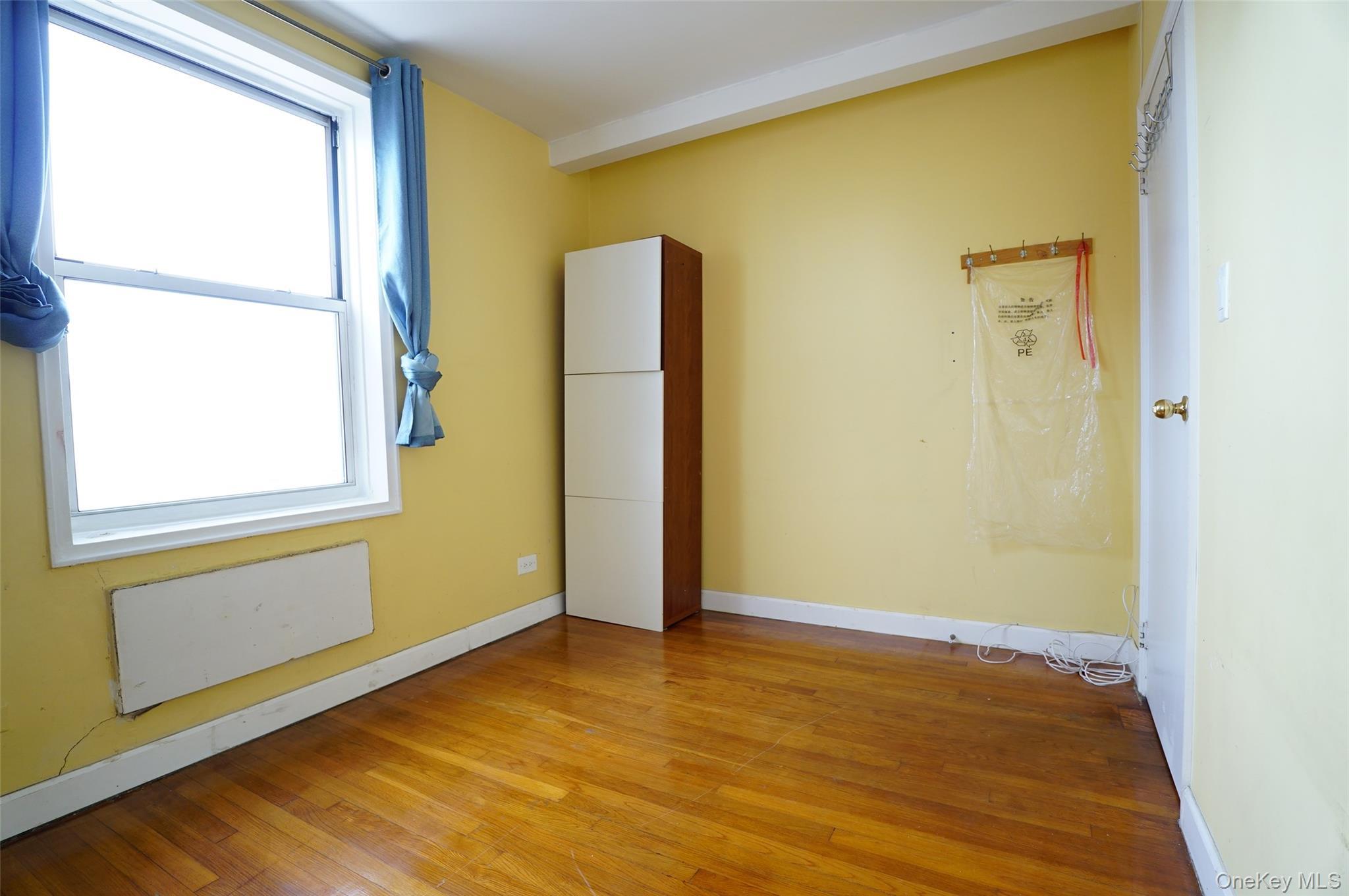 Coop Saunders  Queens, NY 11374, MLS-980155-12