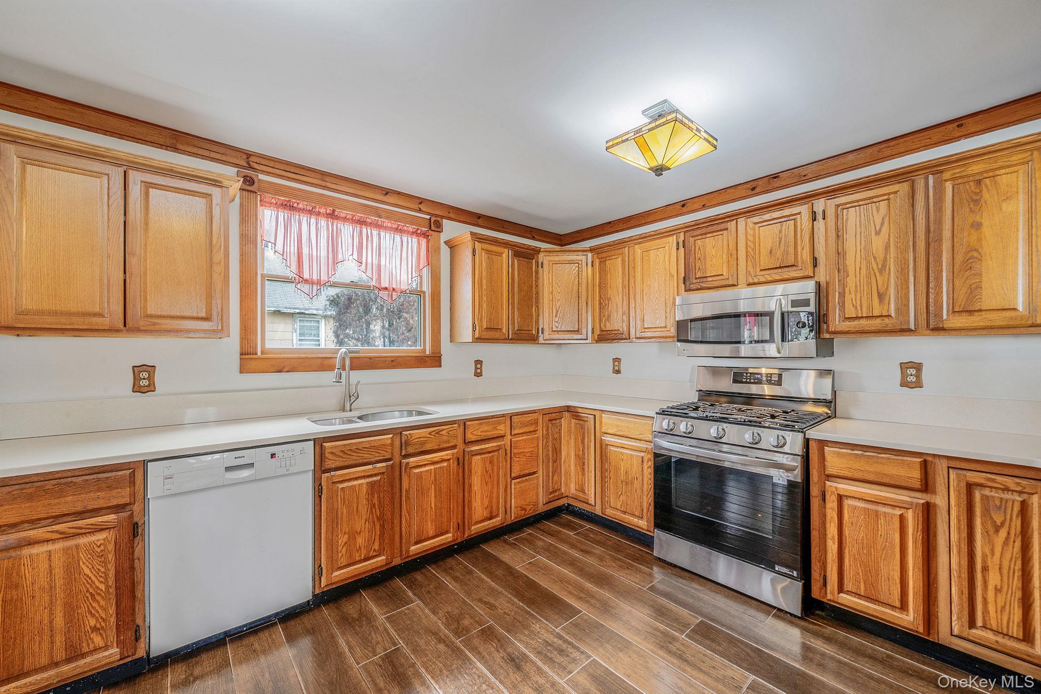 Single Family Wickham  Suffolk County, NY 11952, MLS-980163-17