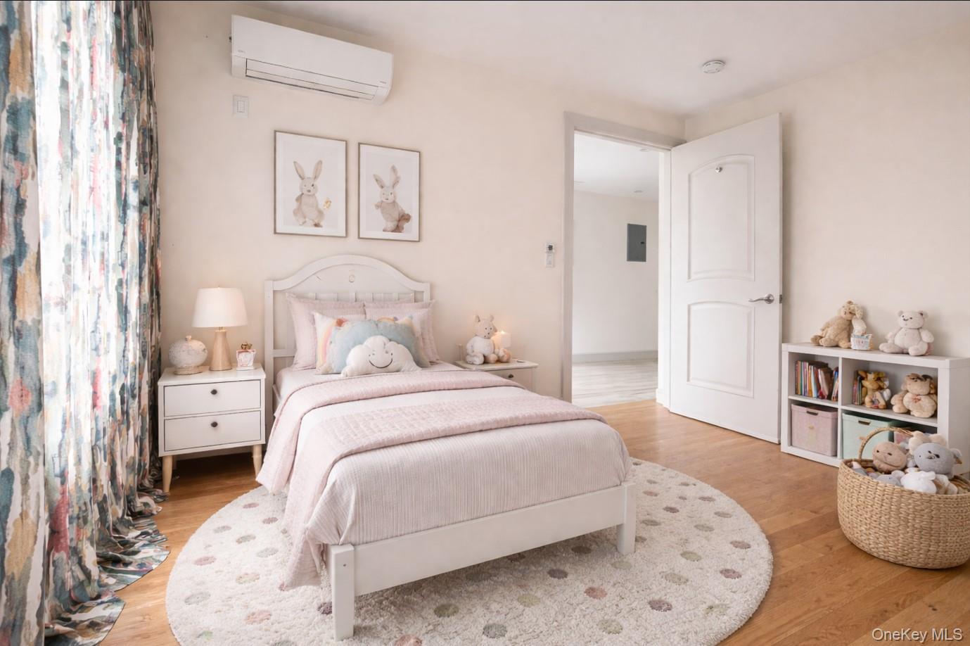 Condo Austin  Queens, NY 11374, MLS-980168-19