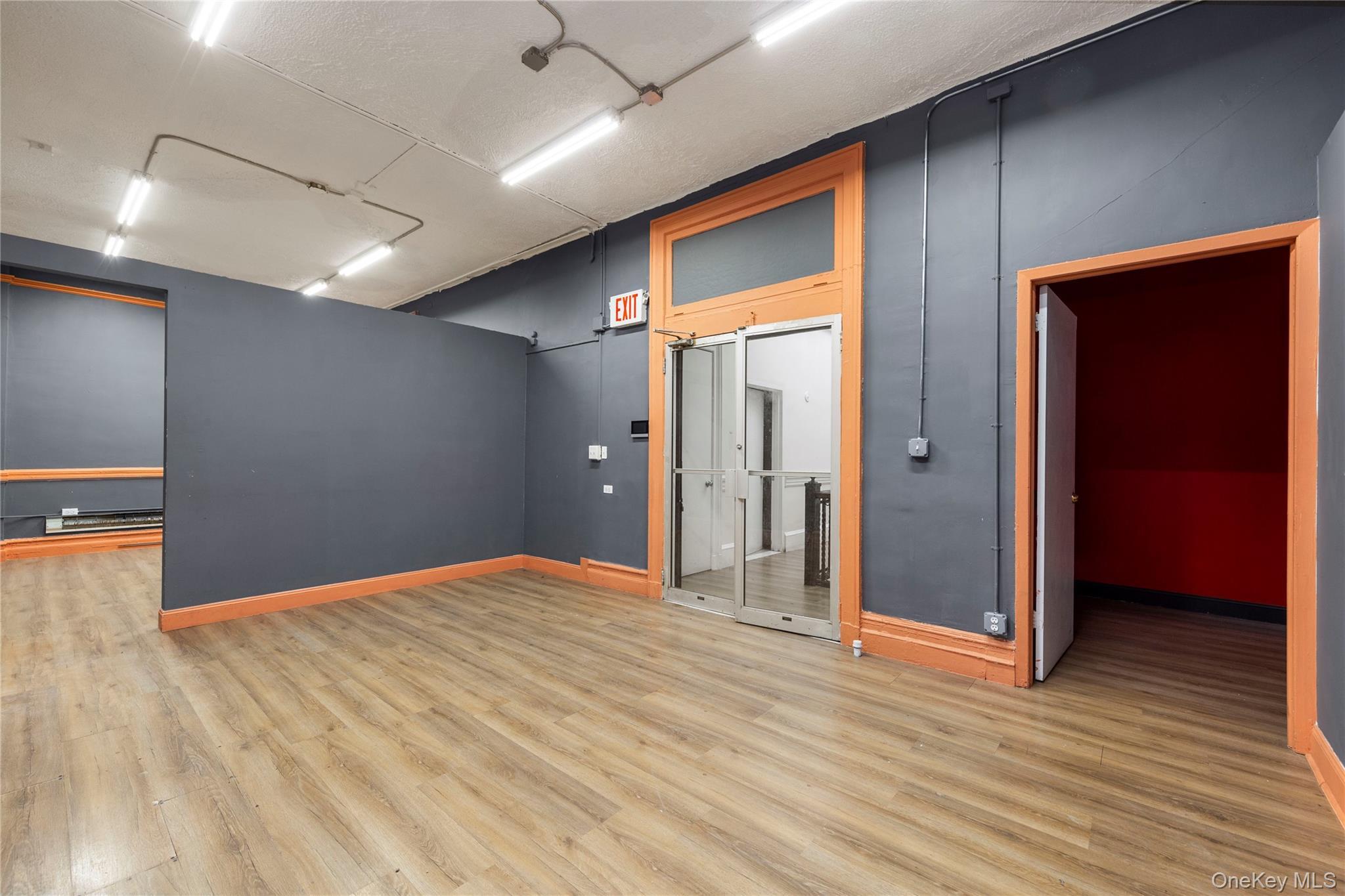 Commercial Lease 149th  Bronx, NY 10455, MLS-980174-10