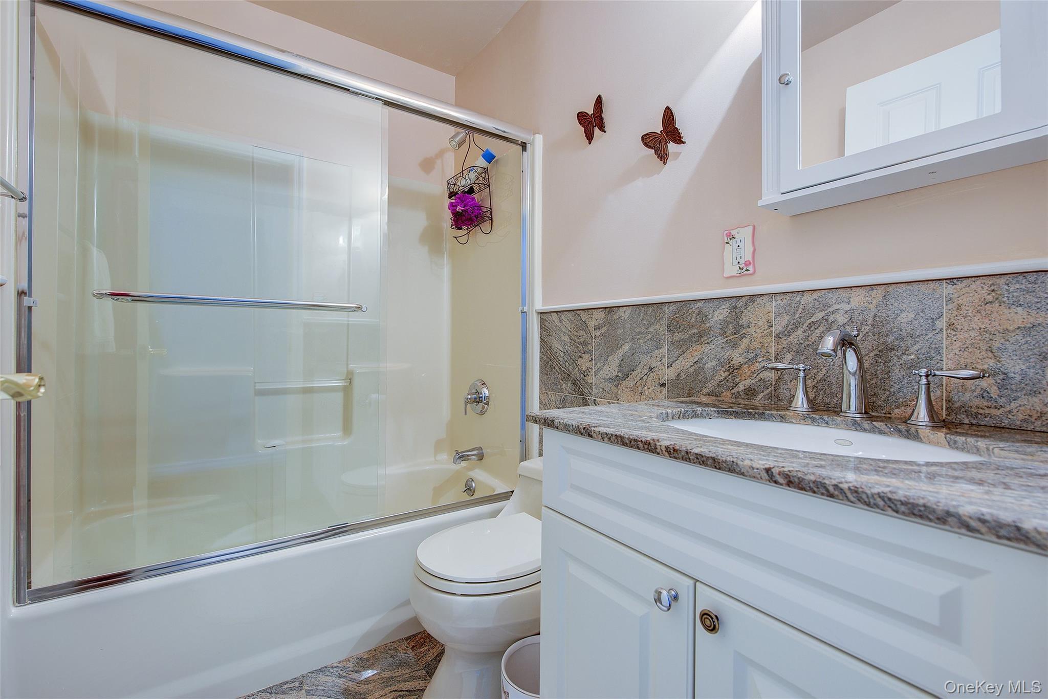 Condo Powells Cove  Queens, NY 11357, MLS-980179-44