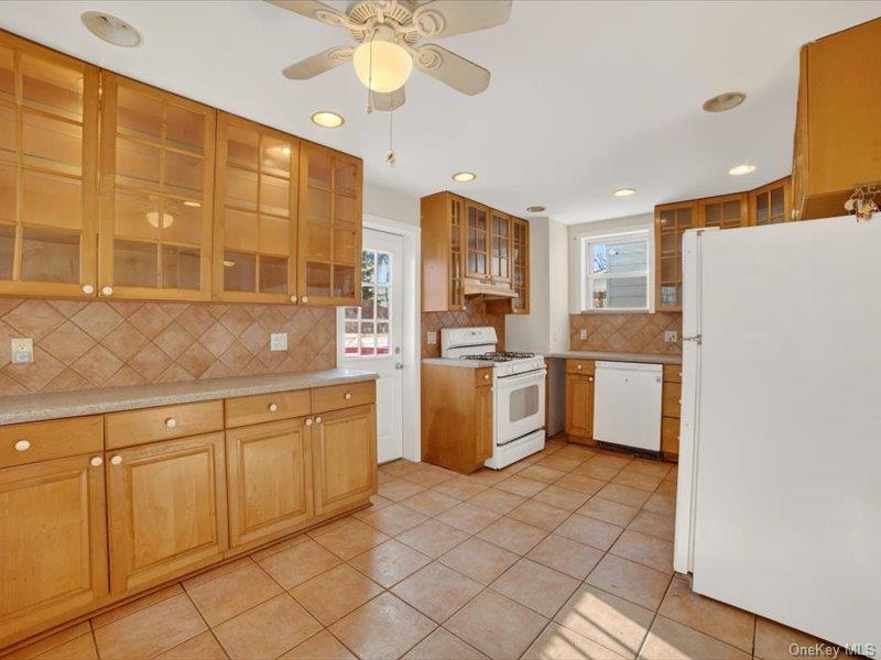 Single Family Wellman  Bronx, NY 10461, MLS-980181-19