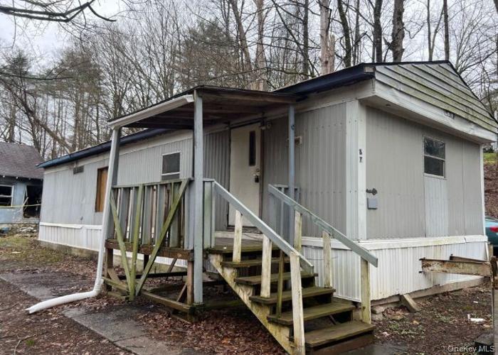 Single Family Old Greenfield  Ulster County, NY 12428, MLS-980187-3