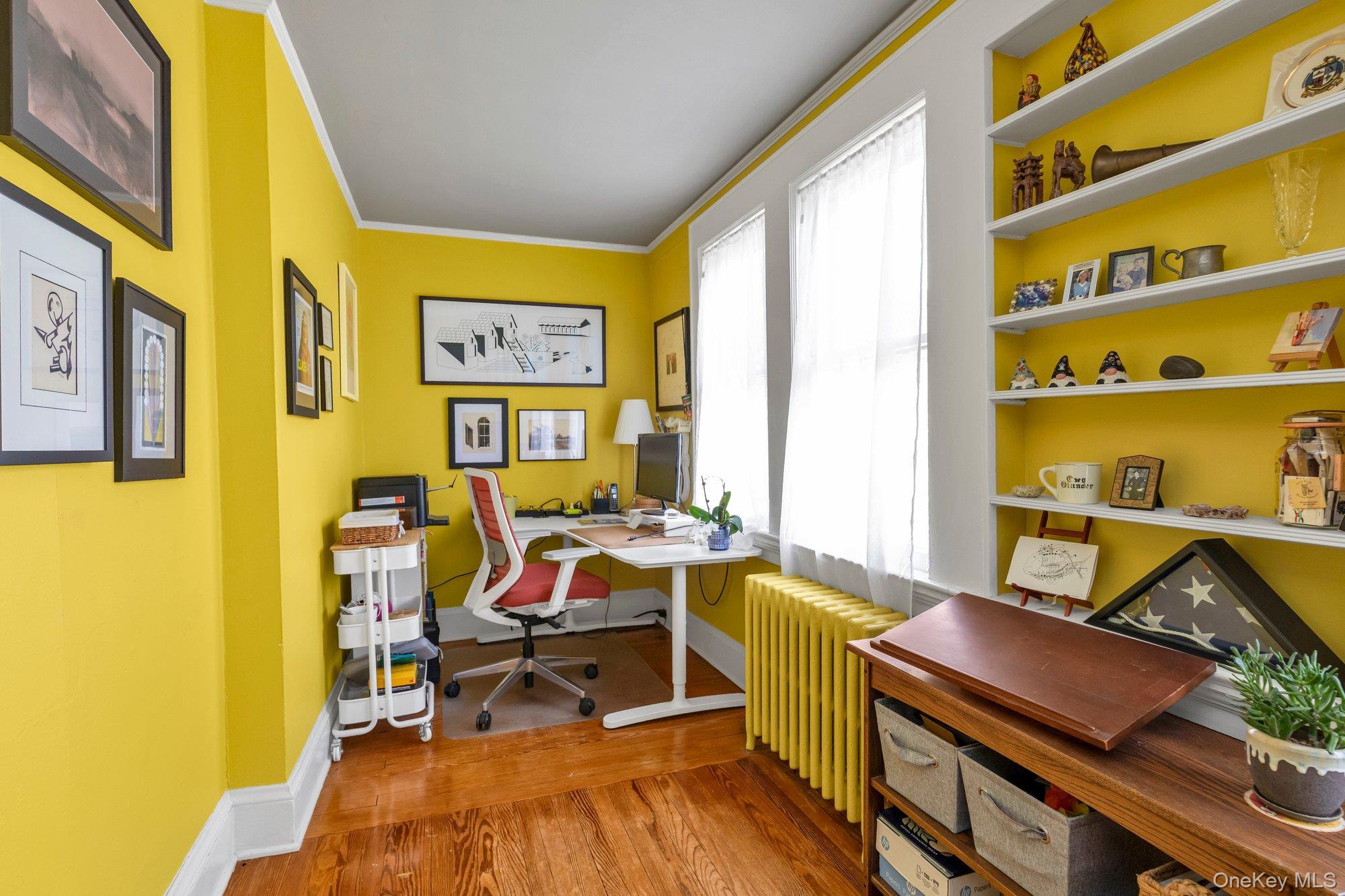 Single Family Waverly  Nassau County, NY 11510, MLS-980190-5