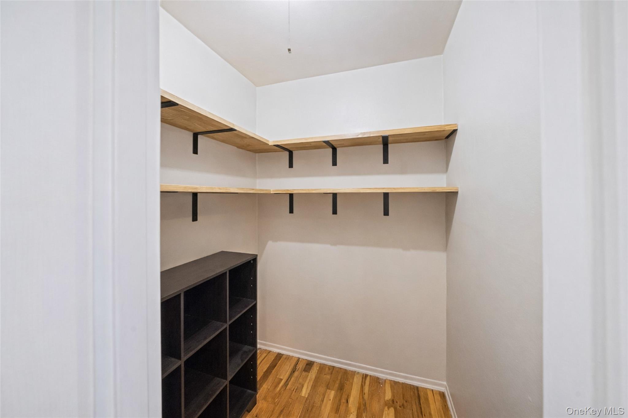 Coop Fairharbor  Suffolk County, NY 11772, MLS-980193-17