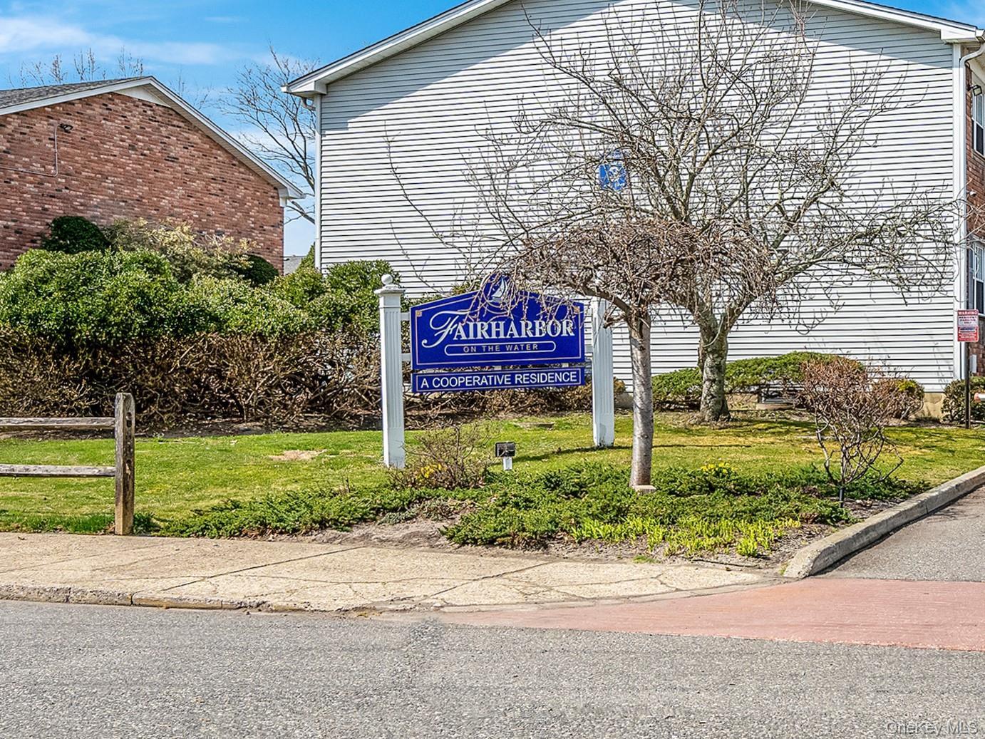 Coop Fairharbor  Suffolk County, NY 11772, MLS-980193-25