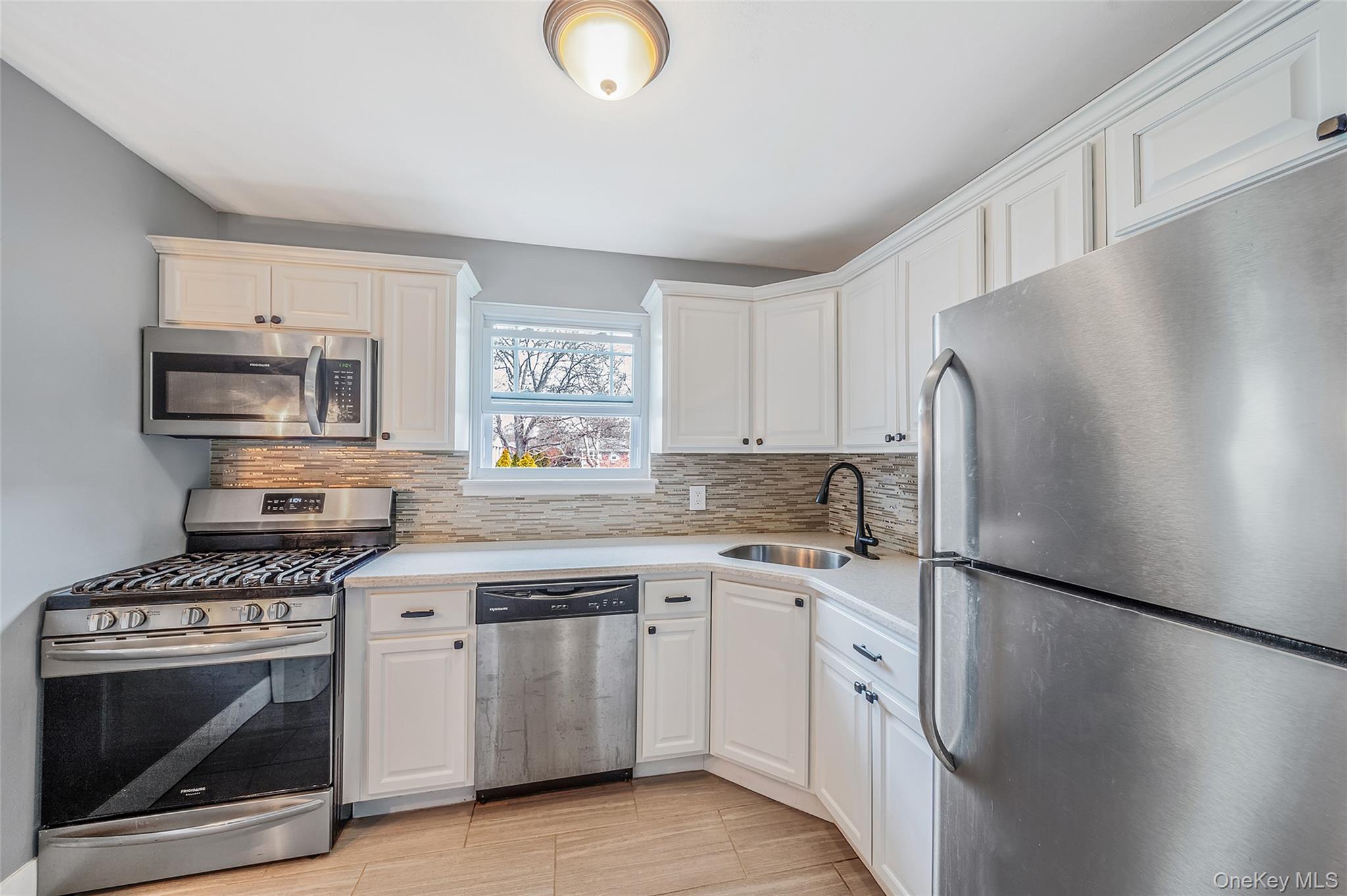 Coop Fairharbor  Suffolk County, NY 11772, MLS-980193-9