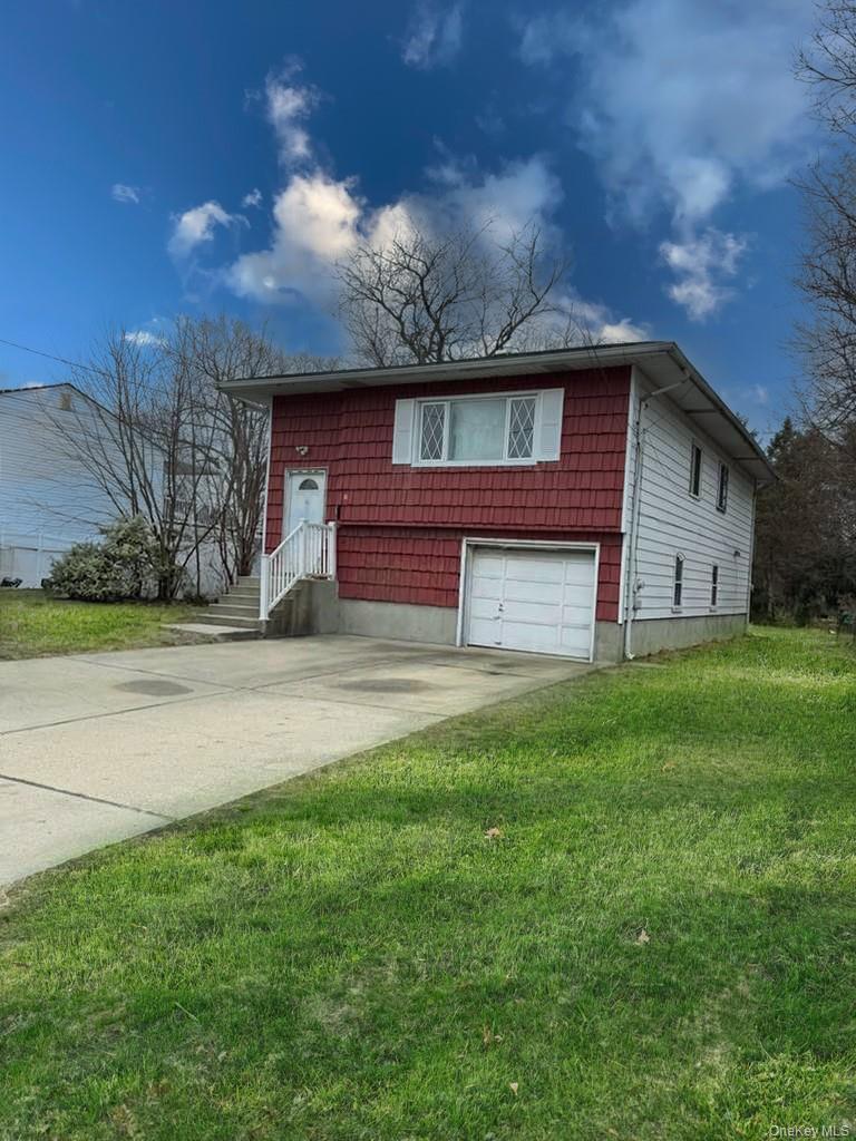 Single Family Jewel Street  Suffolk County, NY 11717, MLS-980195-3