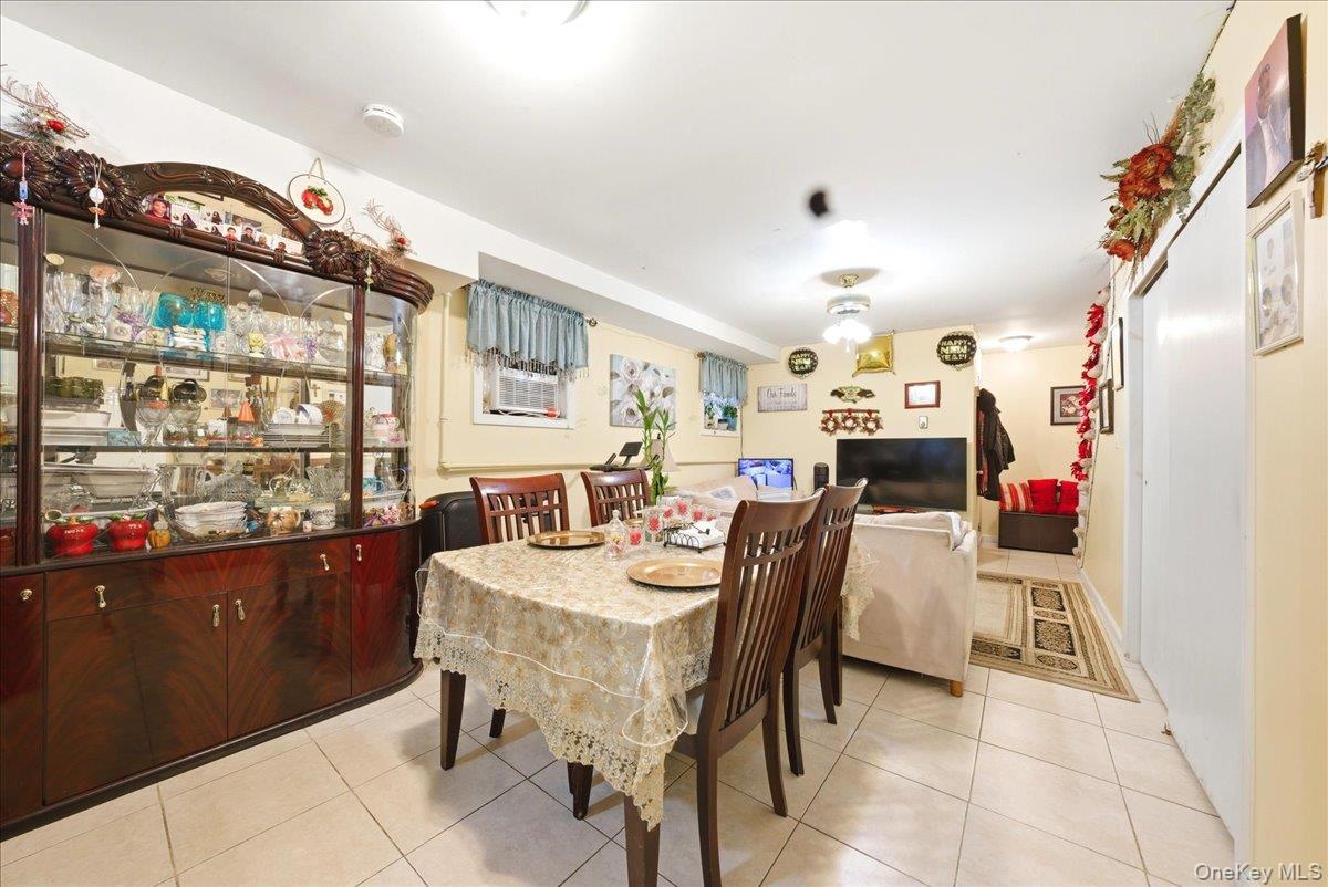 Single Family Underhill Bronx, NY 10473, MLS-980208-12