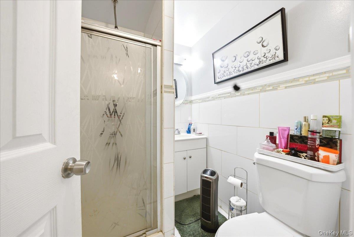 Single Family Underhill Bronx, NY 10473, MLS-980208-16