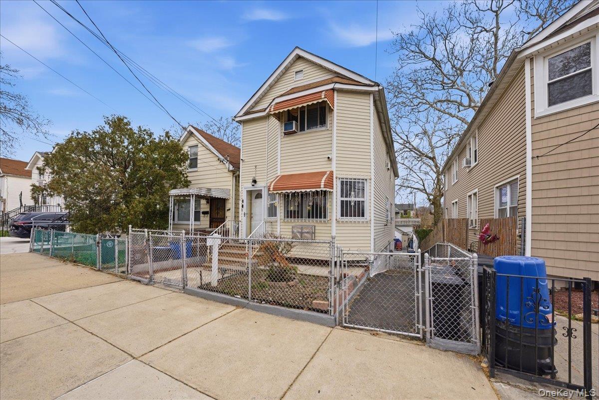 Single Family Underhill Bronx, NY 10473, MLS-980208-5