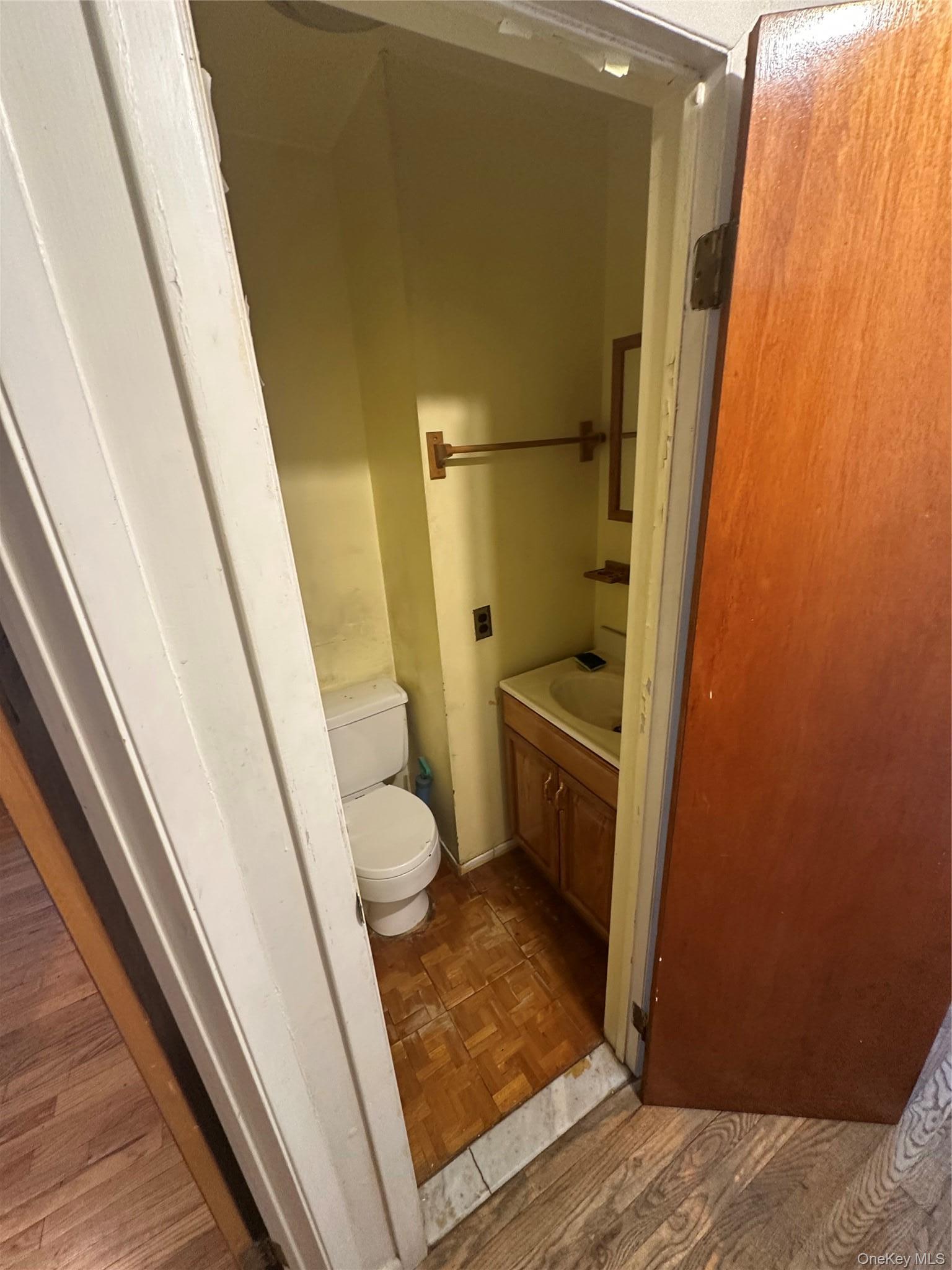 Single Family Patmore  Westchester County, NY 10710, MLS-980214-17