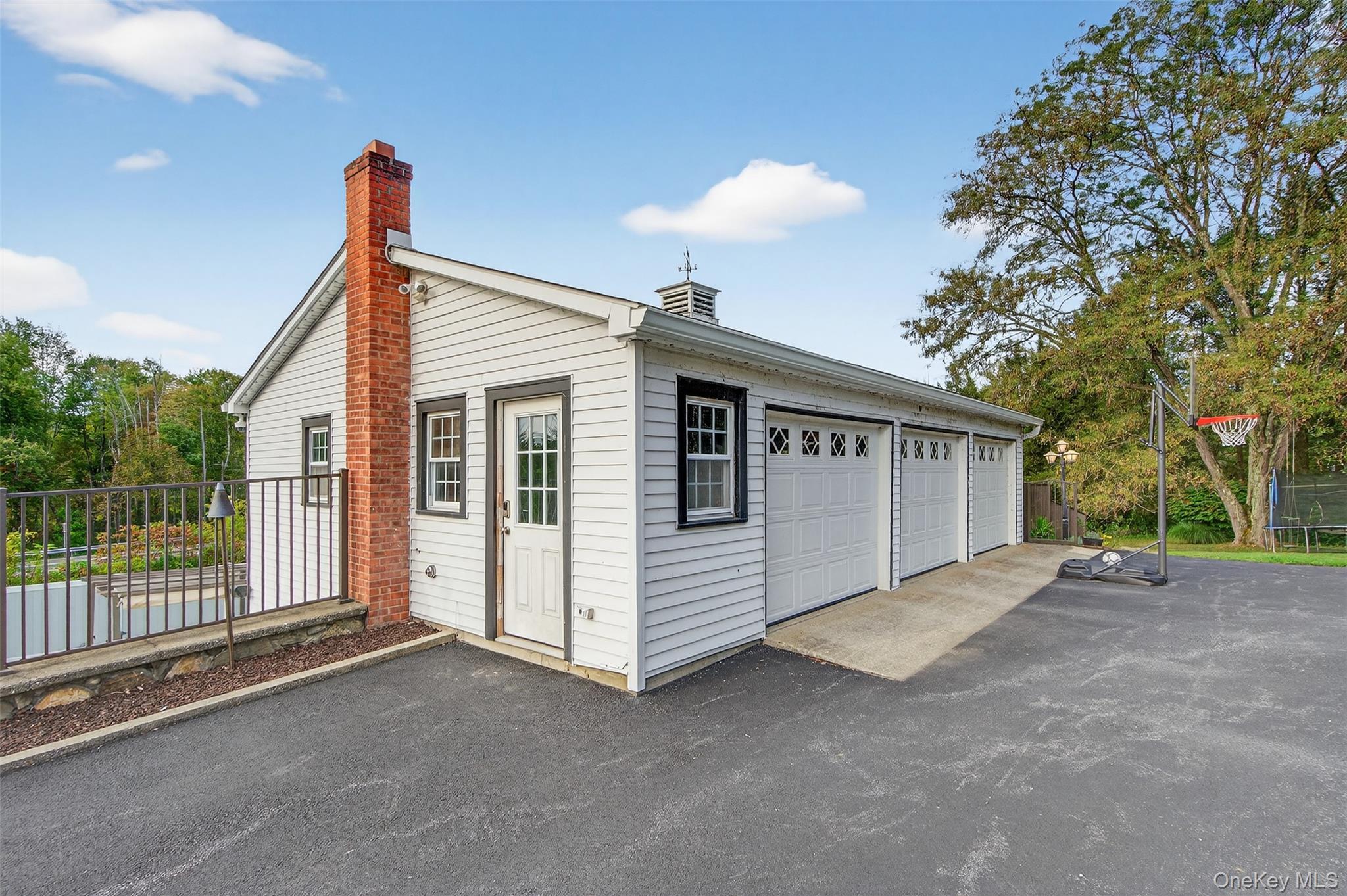 Single Family S Creek Road Dutchess County, NY 12580, MLS-980223-18