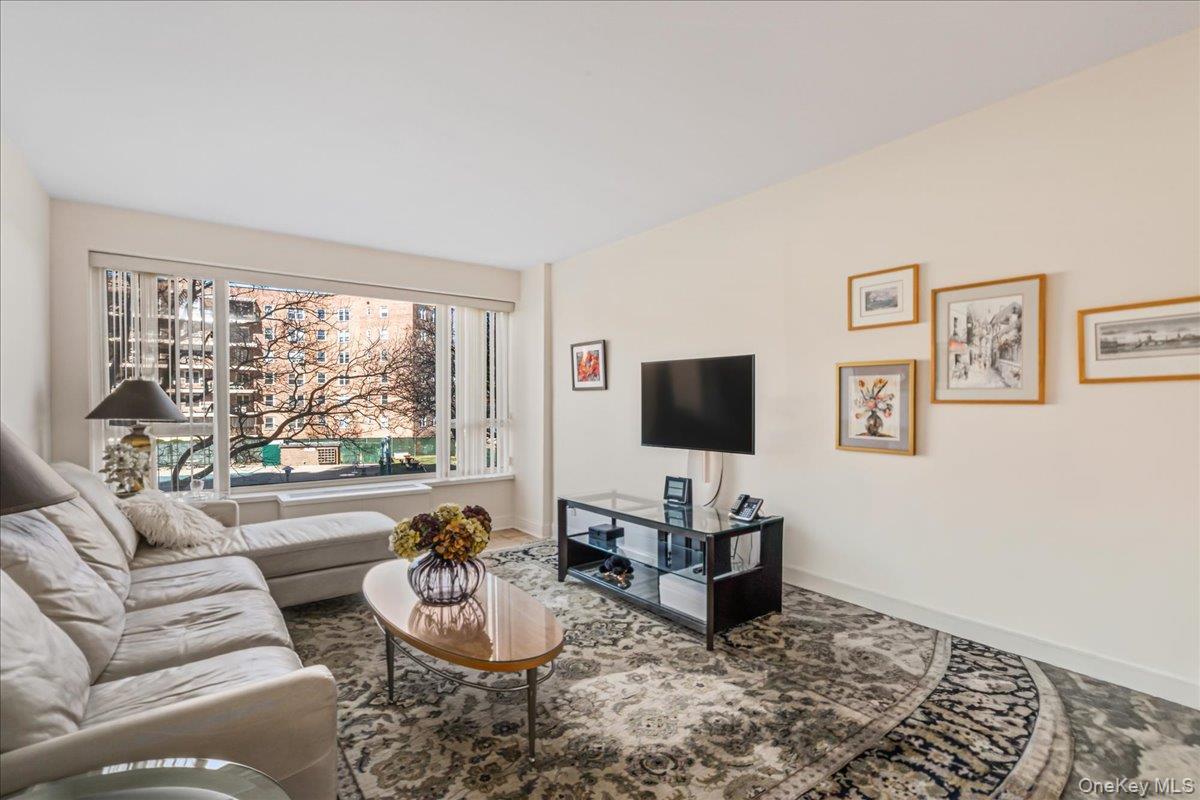 Coop Powells Cove  Queens, NY 11357, MLS-980252-11