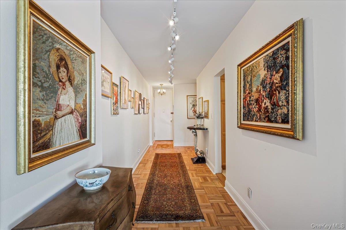 Coop Powells Cove  Queens, NY 11357, MLS-980252-16