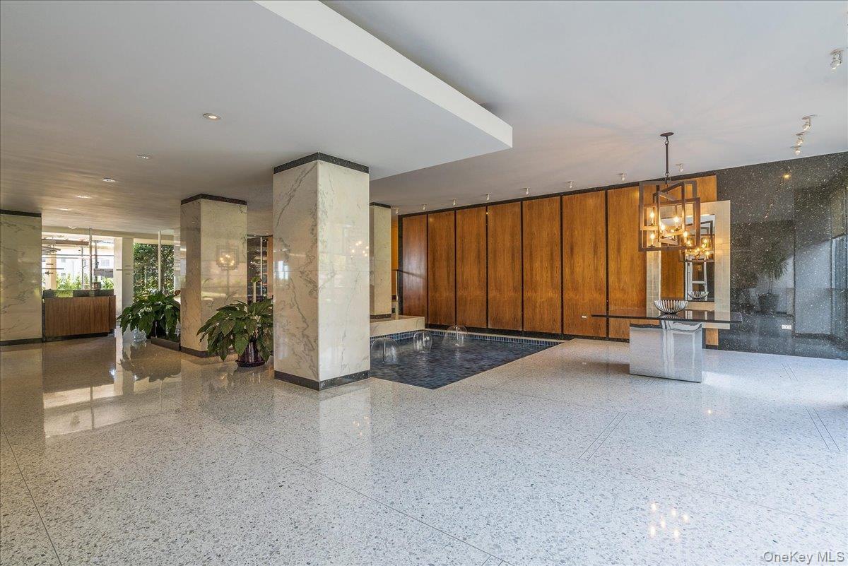 Coop Powells Cove  Queens, NY 11357, MLS-980252-2