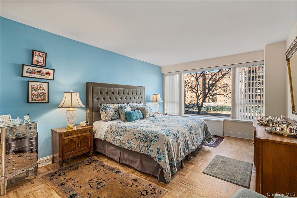 Coop Powells Cove  Queens, NY 11357, MLS-980252-9