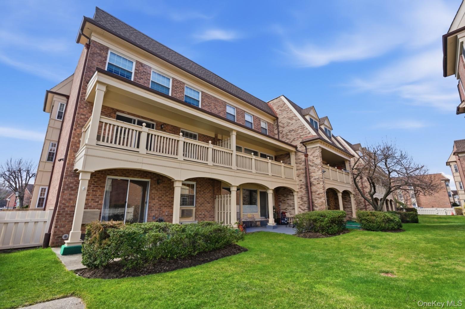 Condo Lori  Queens, NY 11360, MLS-980261-2