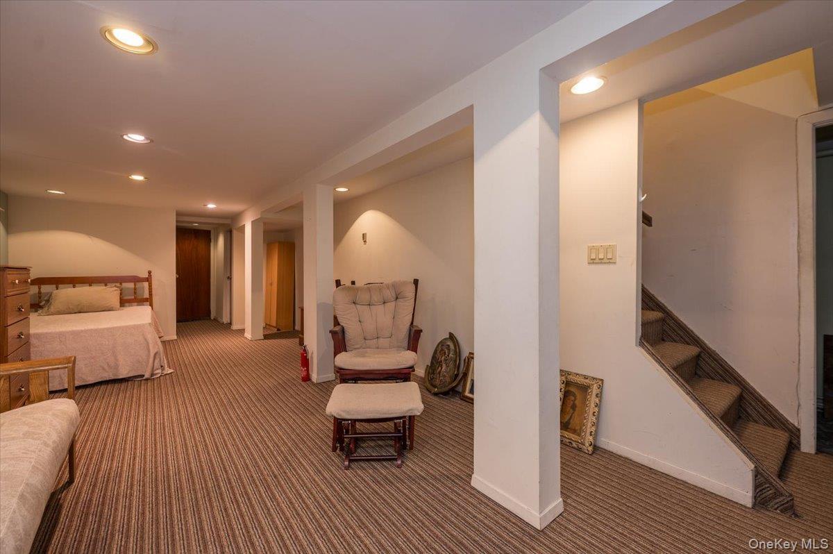 Single Family Calhoun  Bronx, NY 10465, MLS-980266-6