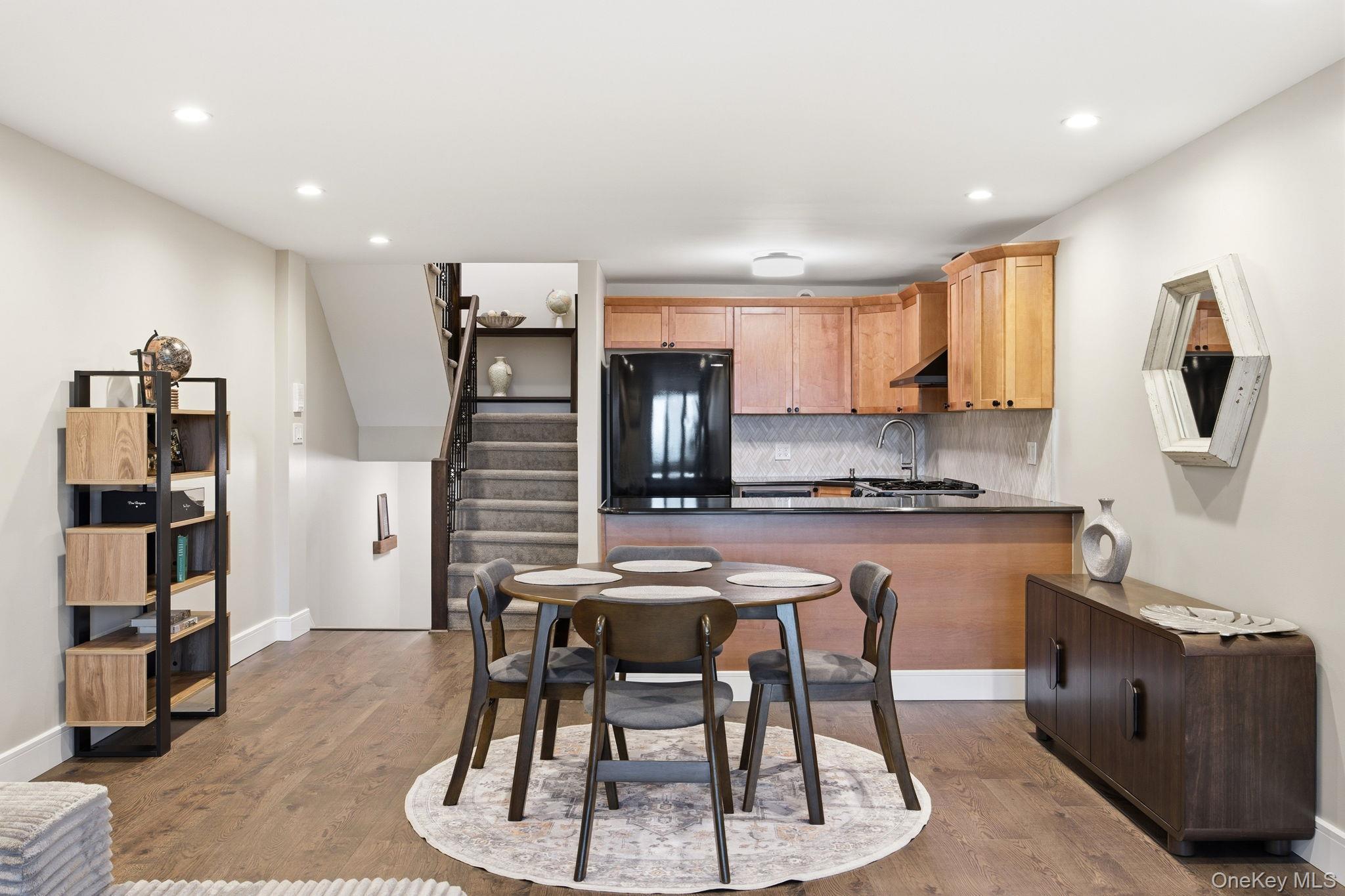 Condo Austin  Queens, NY 11415, MLS-980275-10