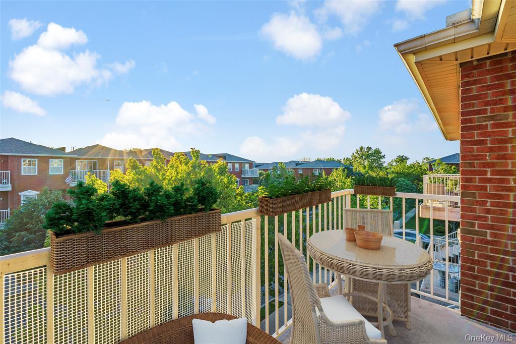 Condo Endeavor Queens, NY 11356, MLS-980281-12