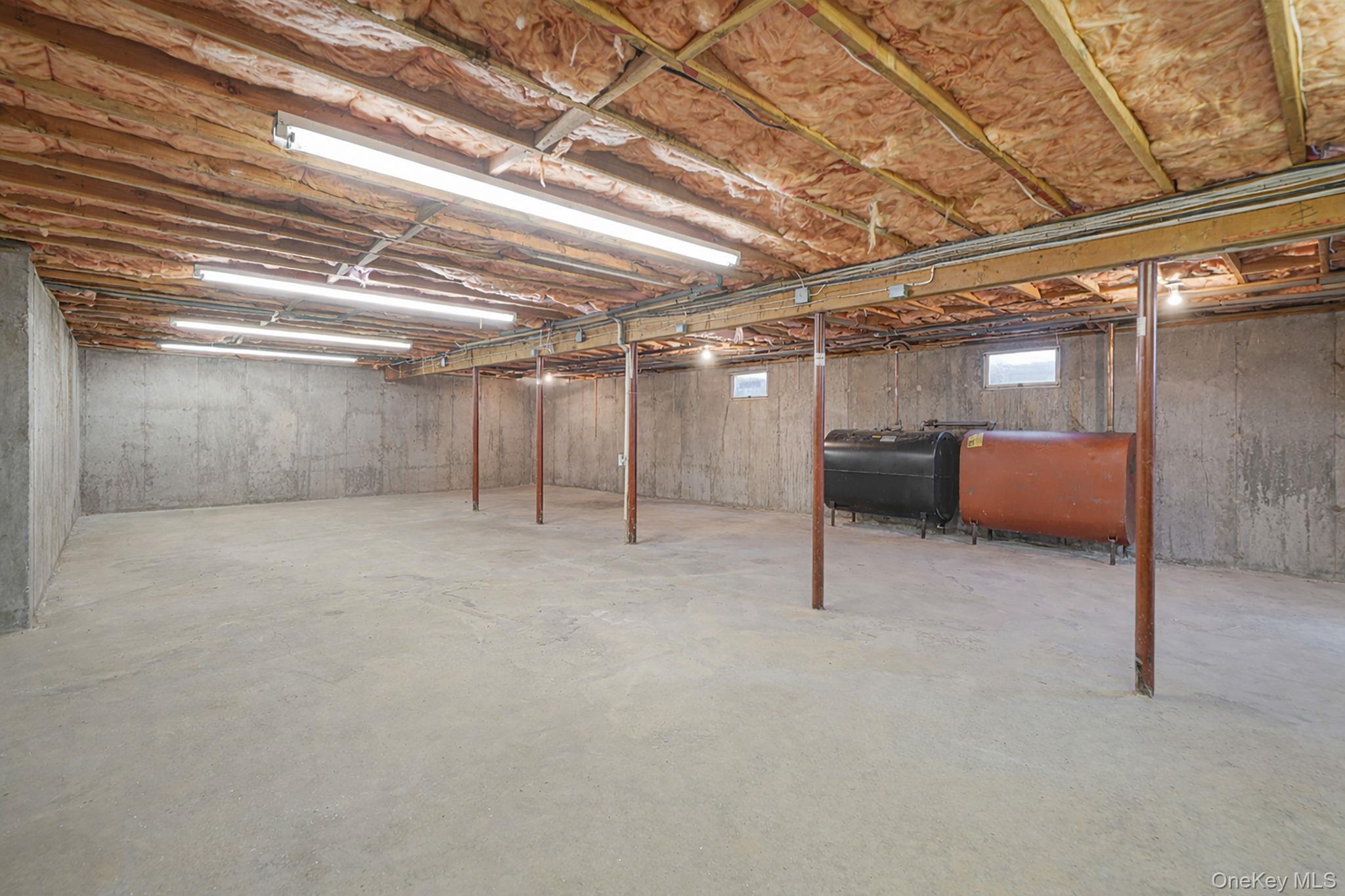 Single Family Crystal  Suffolk County, NY 11931, MLS-980292-27