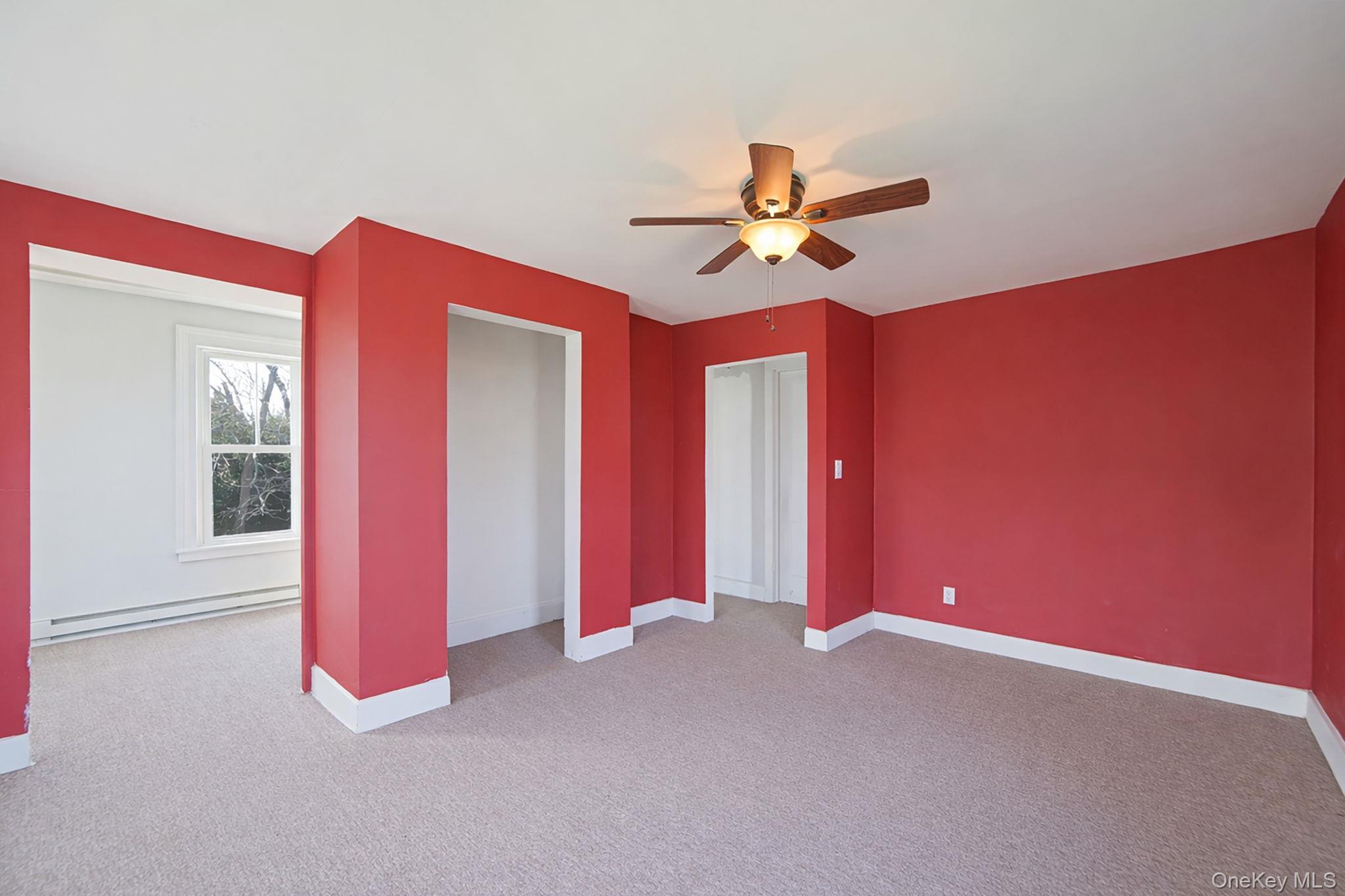 Single Family Sound Avenue  Suffolk County, NY 11901, MLS-980299-31