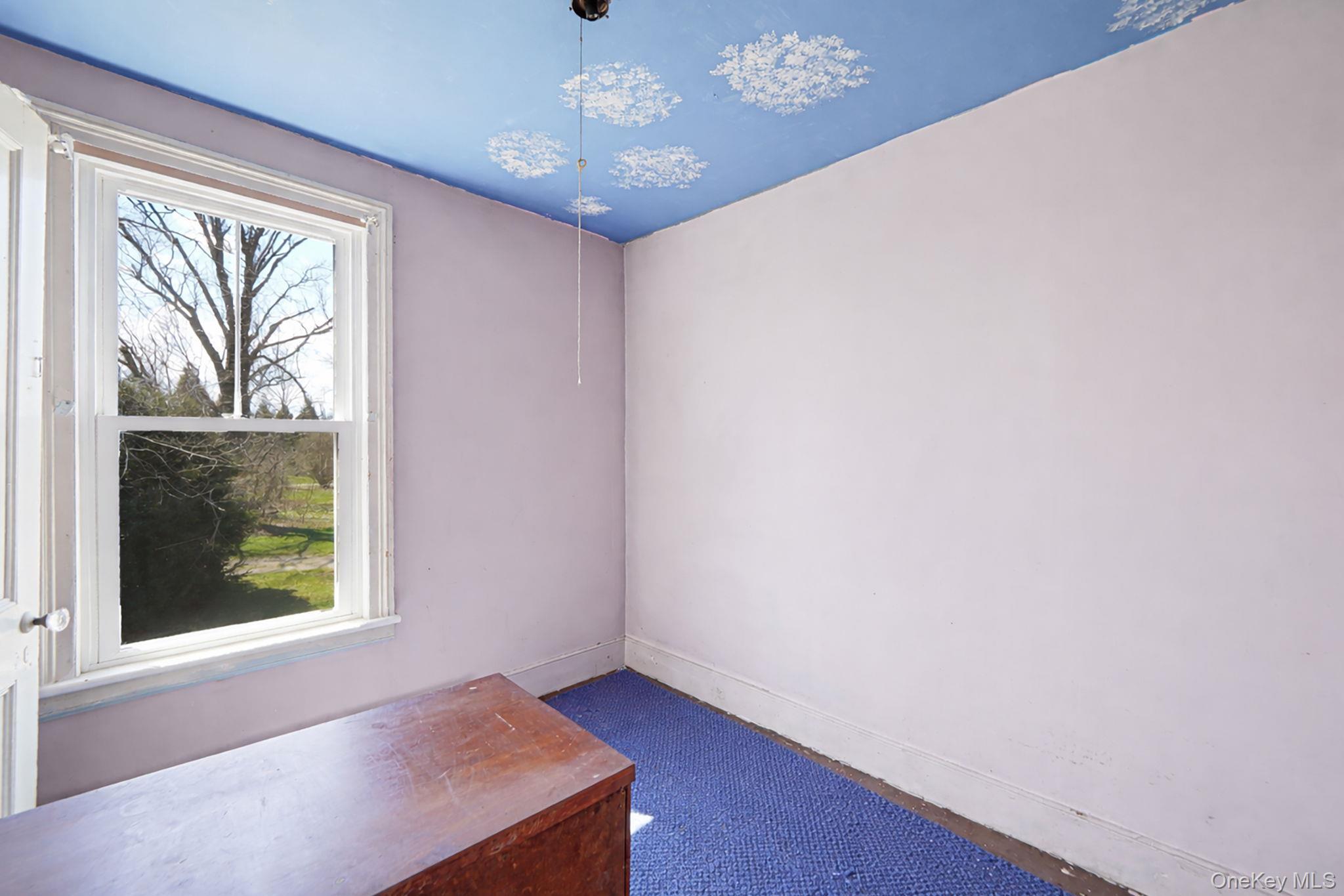 Single Family Sound Avenue  Suffolk County, NY 11901, MLS-980299-37