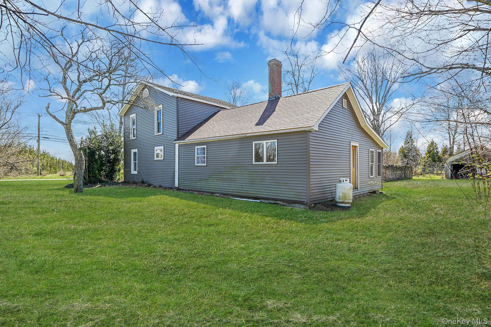 Single Family Sound Avenue  Suffolk County, NY 11901, MLS-980299-7