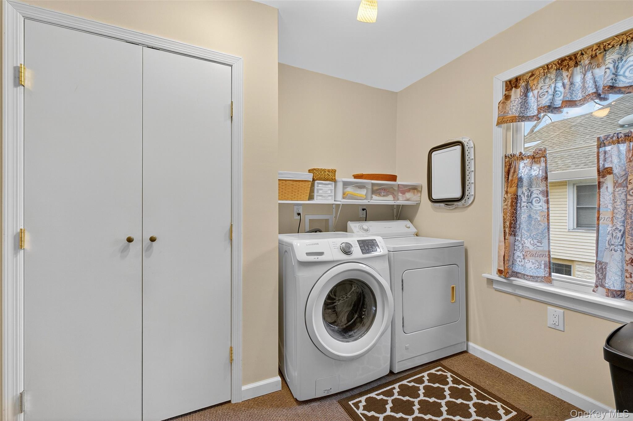 Single Family Canoe Hill  Ulster County, NY 12477, MLS-980302-13