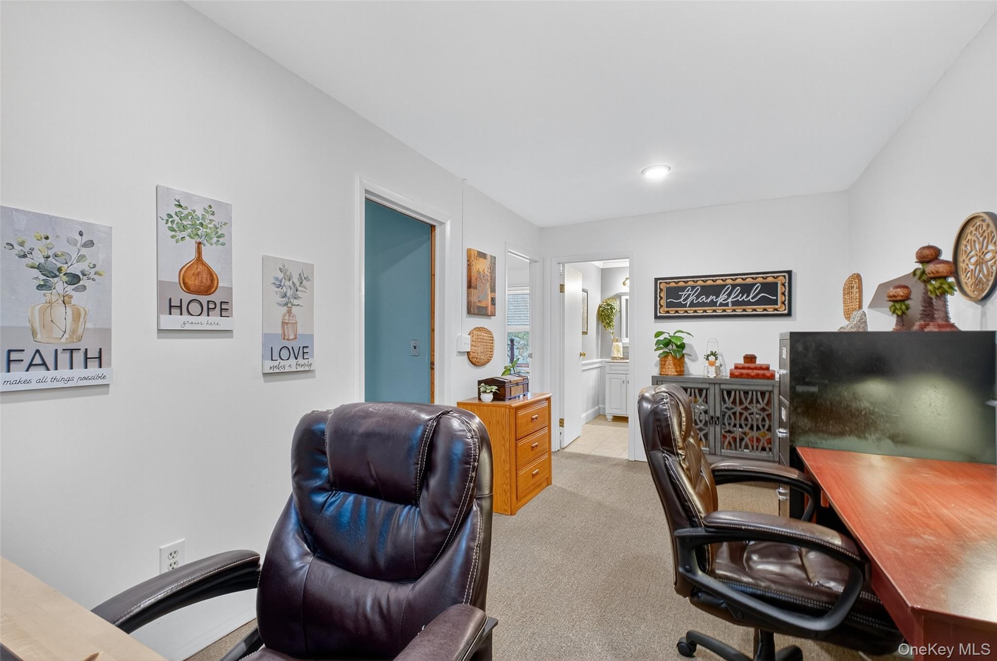 Single Family Canoe Hill  Ulster County, NY 12477, MLS-980302-22