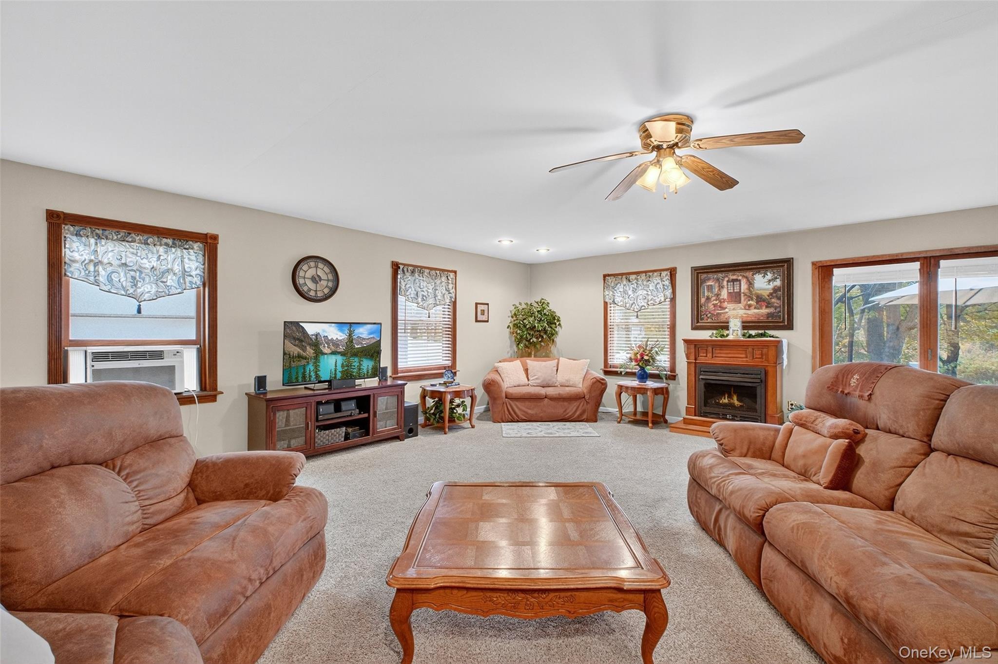 Single Family Canoe Hill  Ulster County, NY 12477, MLS-980302-4