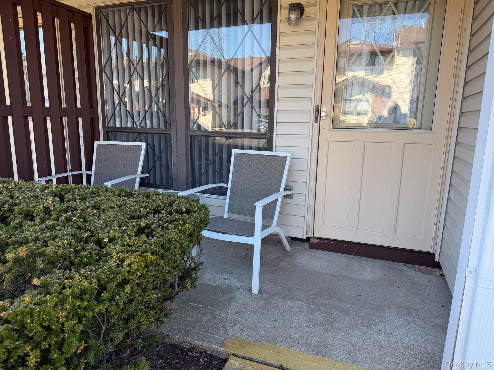 Condo Cambridge  Suffolk County, NY 11726, MLS-980309-3