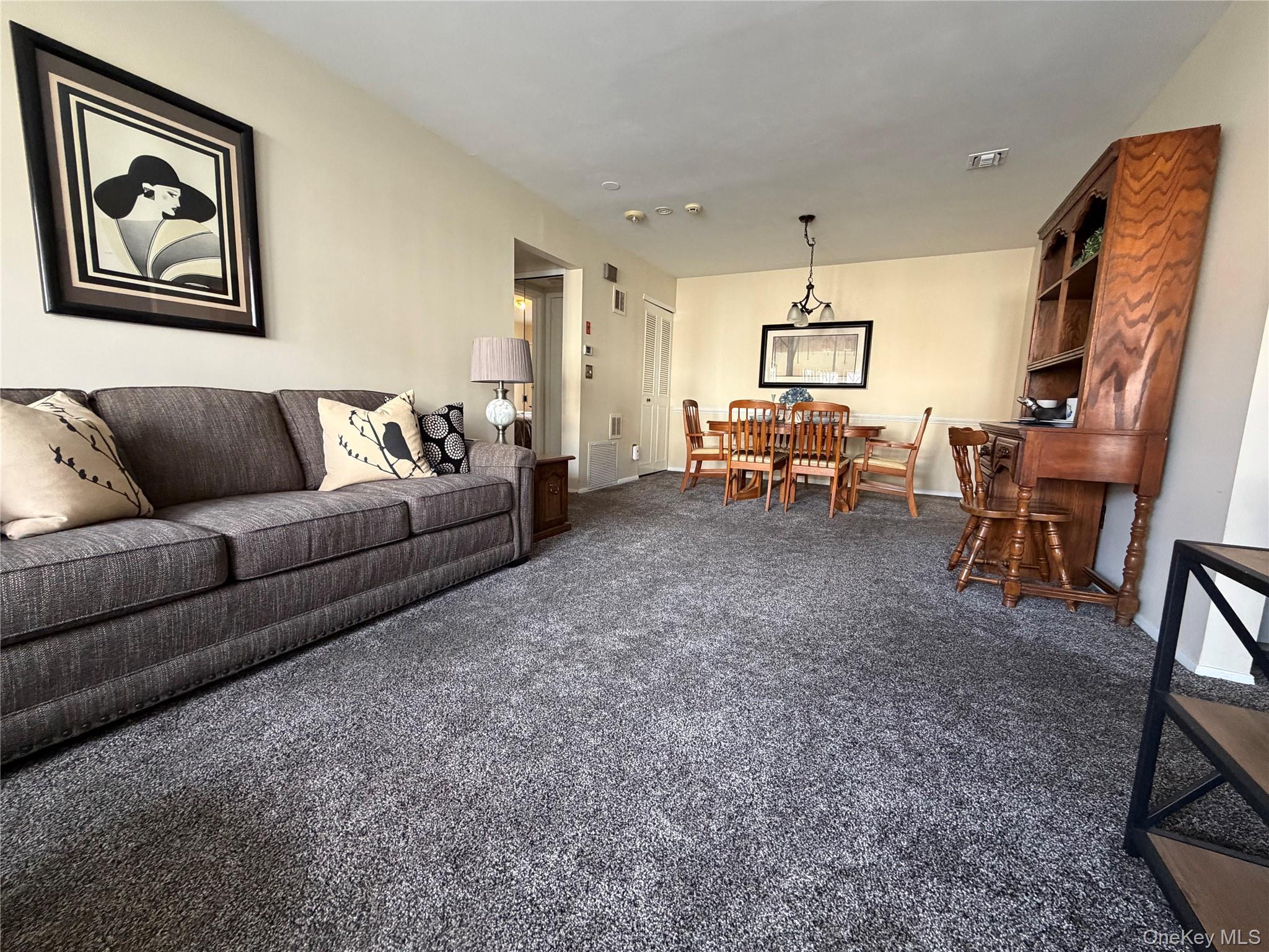 Condo Cambridge  Suffolk County, NY 11726, MLS-980309-4