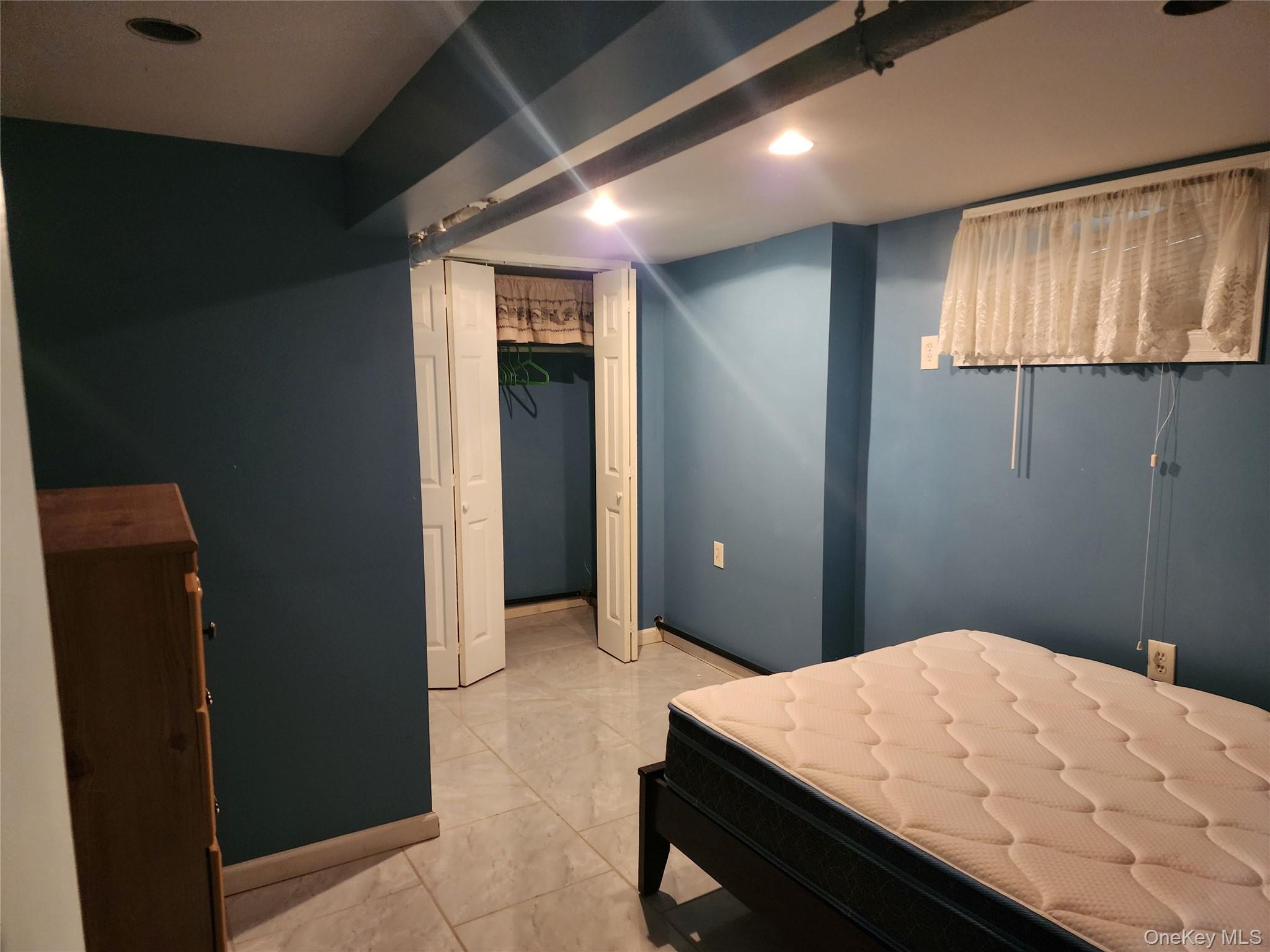 Single Family 64th Queens, NY 11385, MLS-980311-19