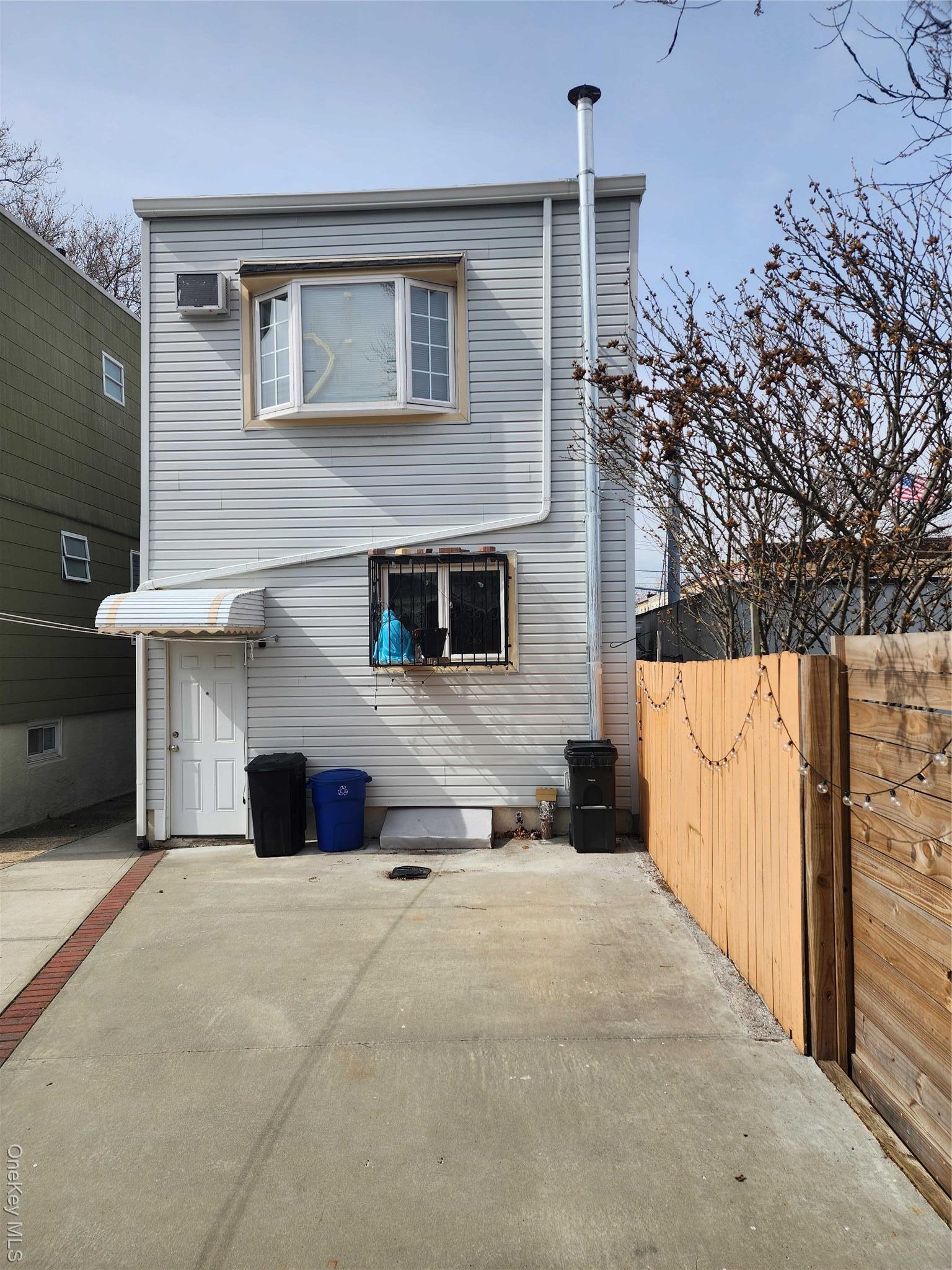 Single Family 64th Queens, NY 11385, MLS-980311-23