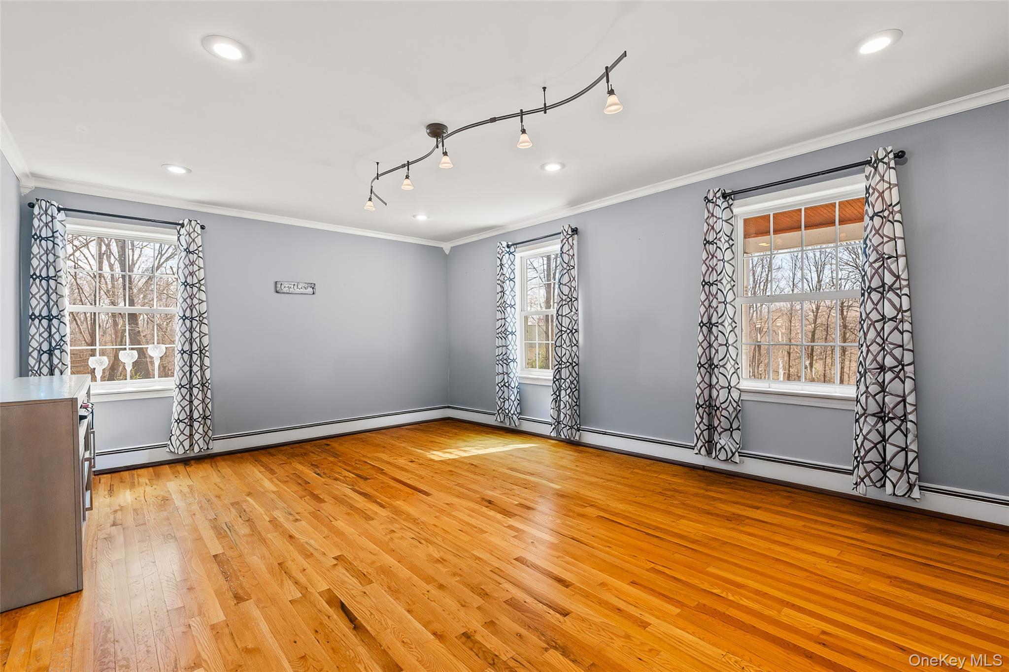 Single Family Lake Shore  Ulster County, NY 12566, MLS-980317-18