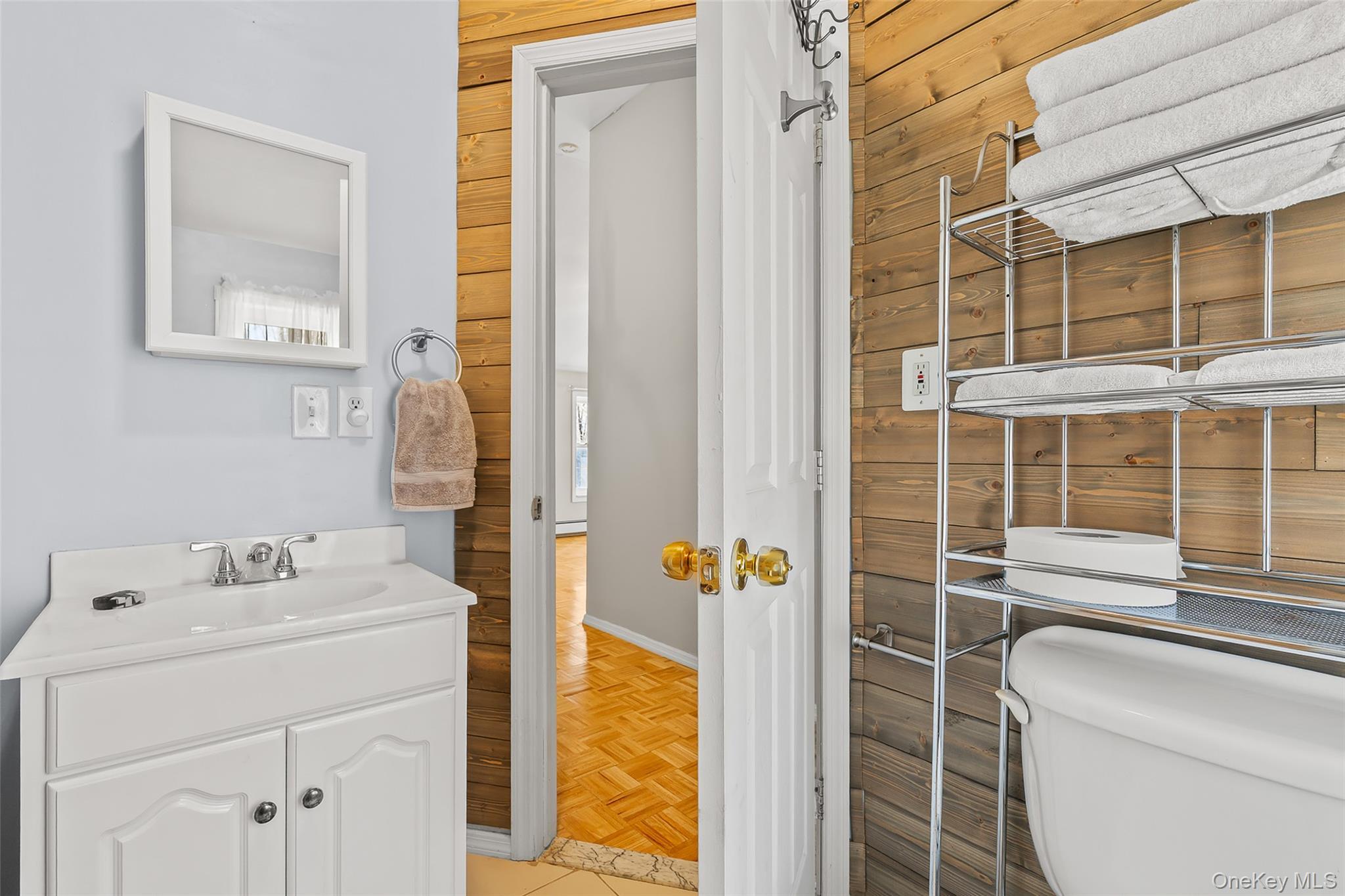 Single Family Lake Shore  Ulster County, NY 12566, MLS-980317-41