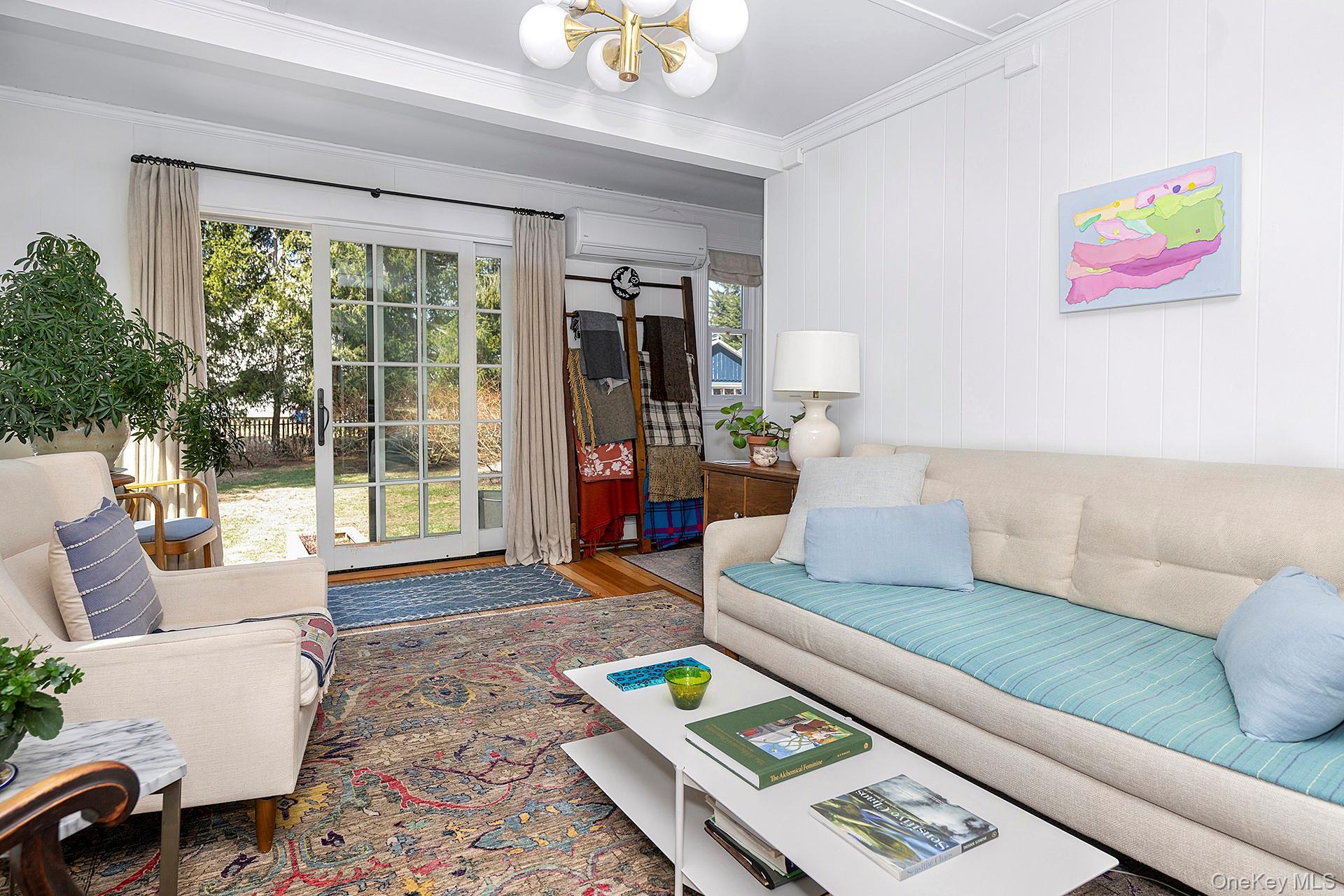 Single Family Central  Dutchess County, NY 12546, MLS-980323-15