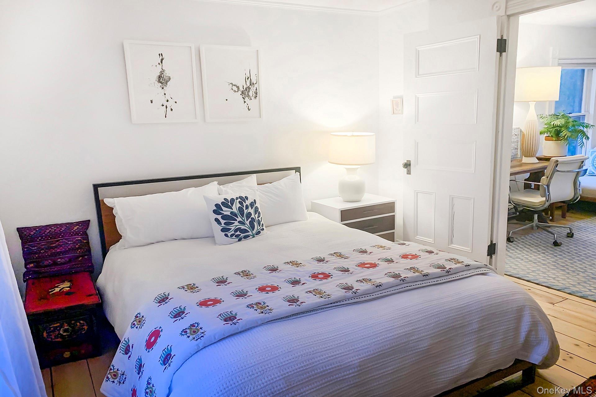 Single Family Central  Dutchess County, NY 12546, MLS-980323-25