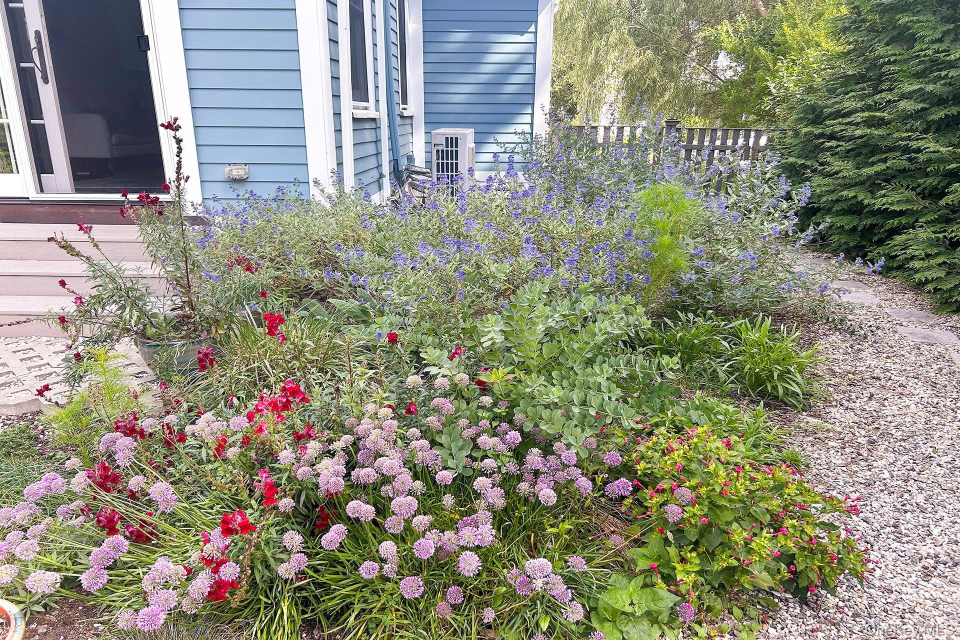 Single Family Central  Dutchess County, NY 12546, MLS-980323-28